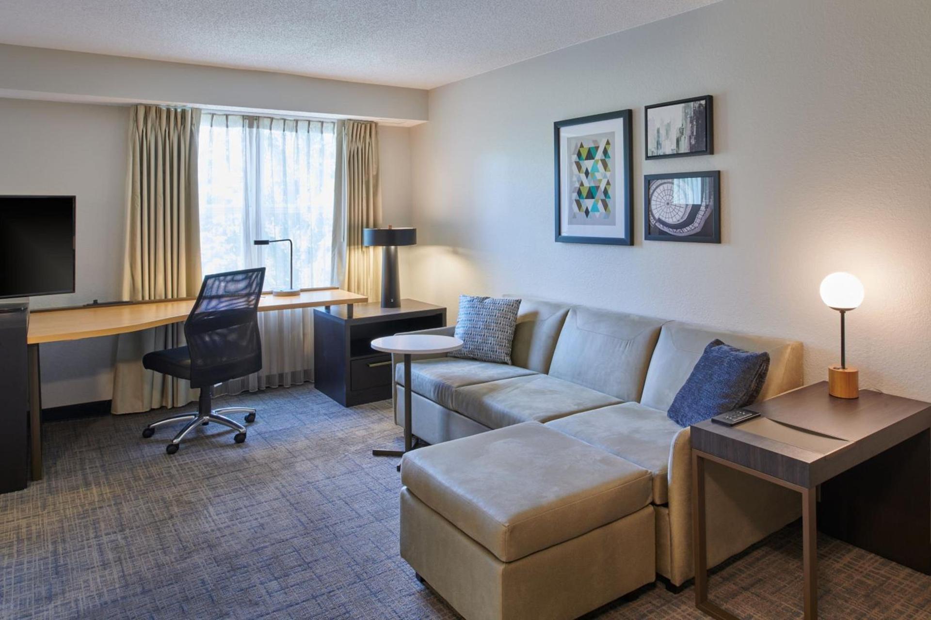 Residence Inn by Marriott Detroit / Novi photo 12