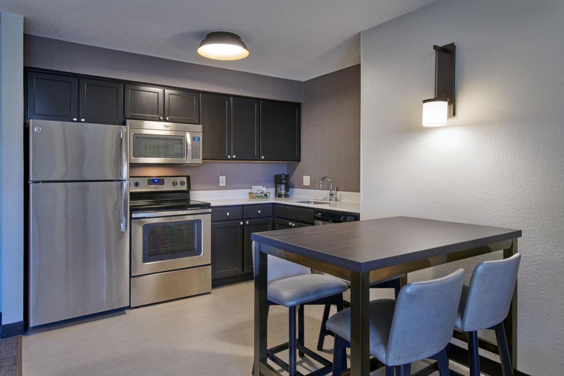 Residence Inn by Marriott Detroit / Novi photo 14