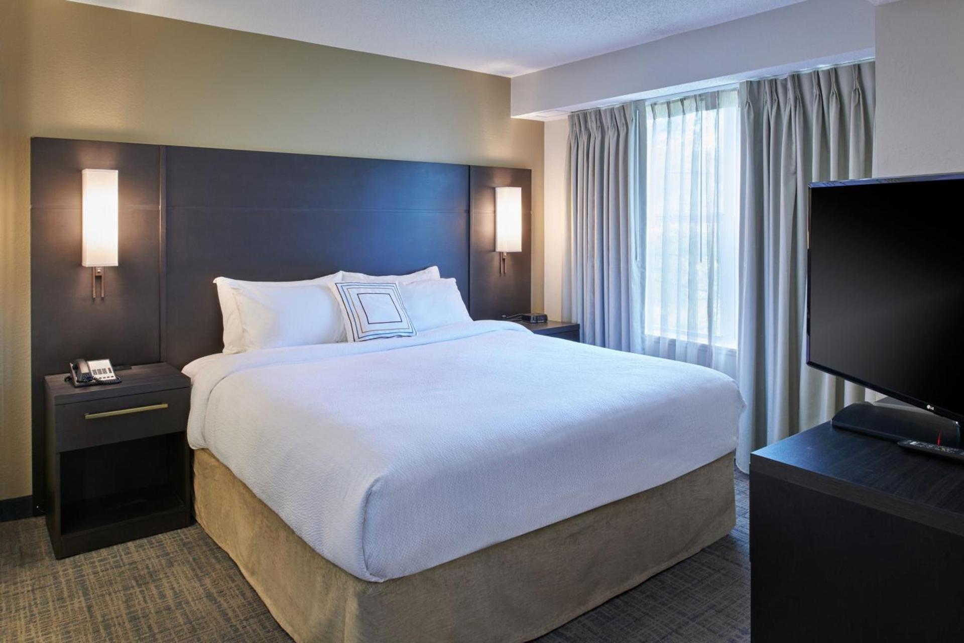 Residence Inn by Marriott Detroit / Novi photo 17