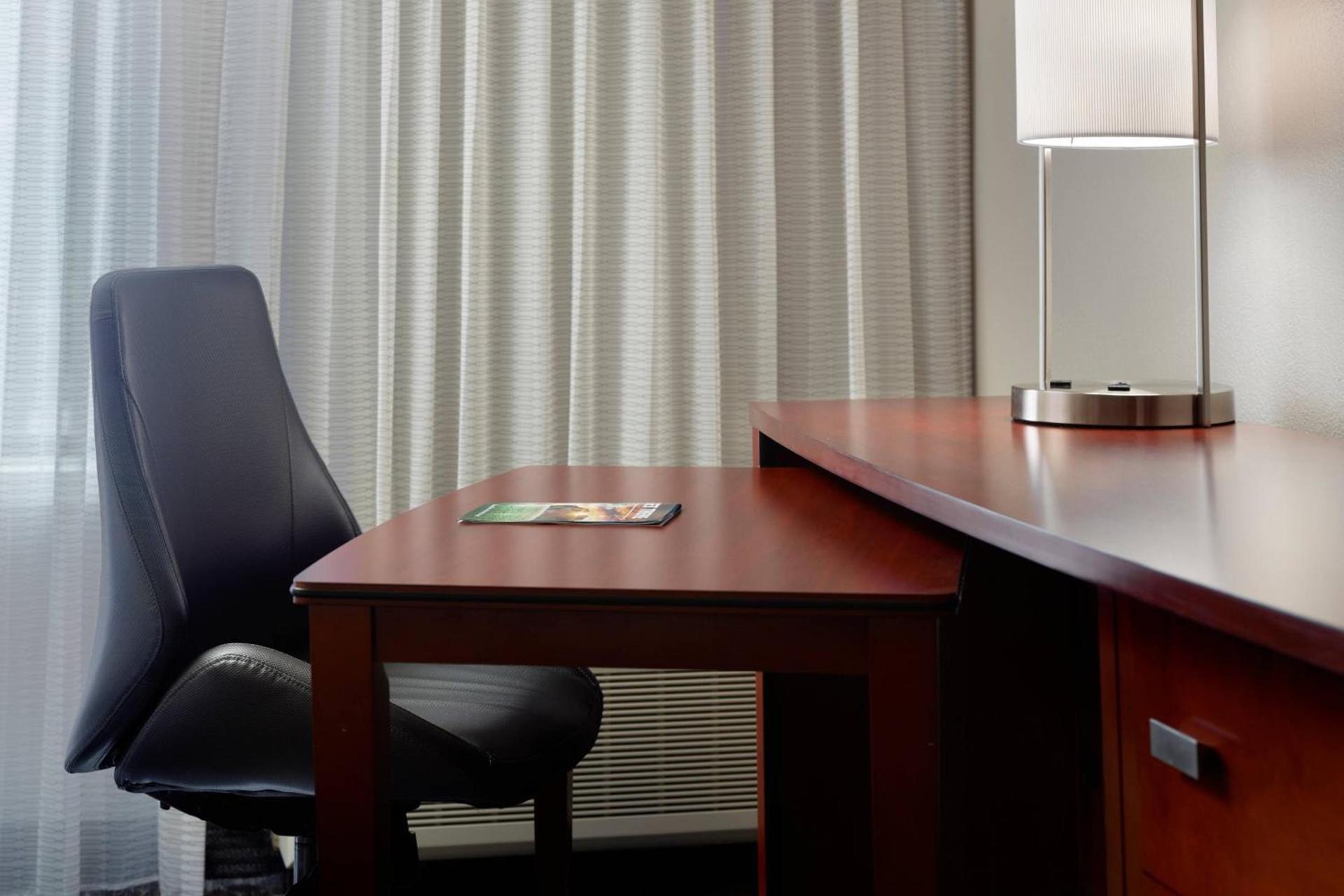 Courtyard by Marriott Fayetteville photo 19