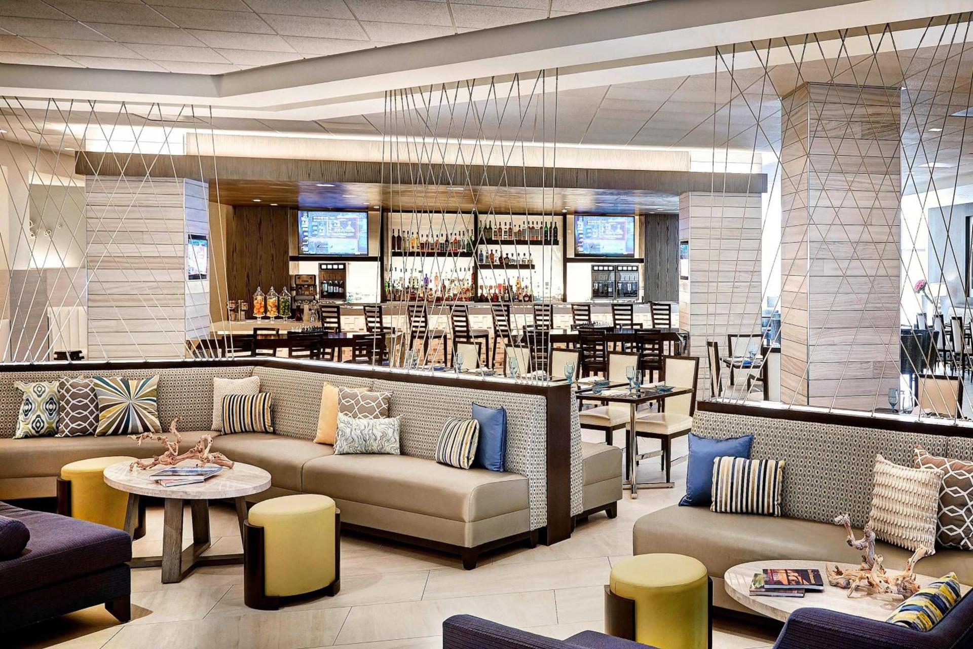 Irvine Marriott photo 83