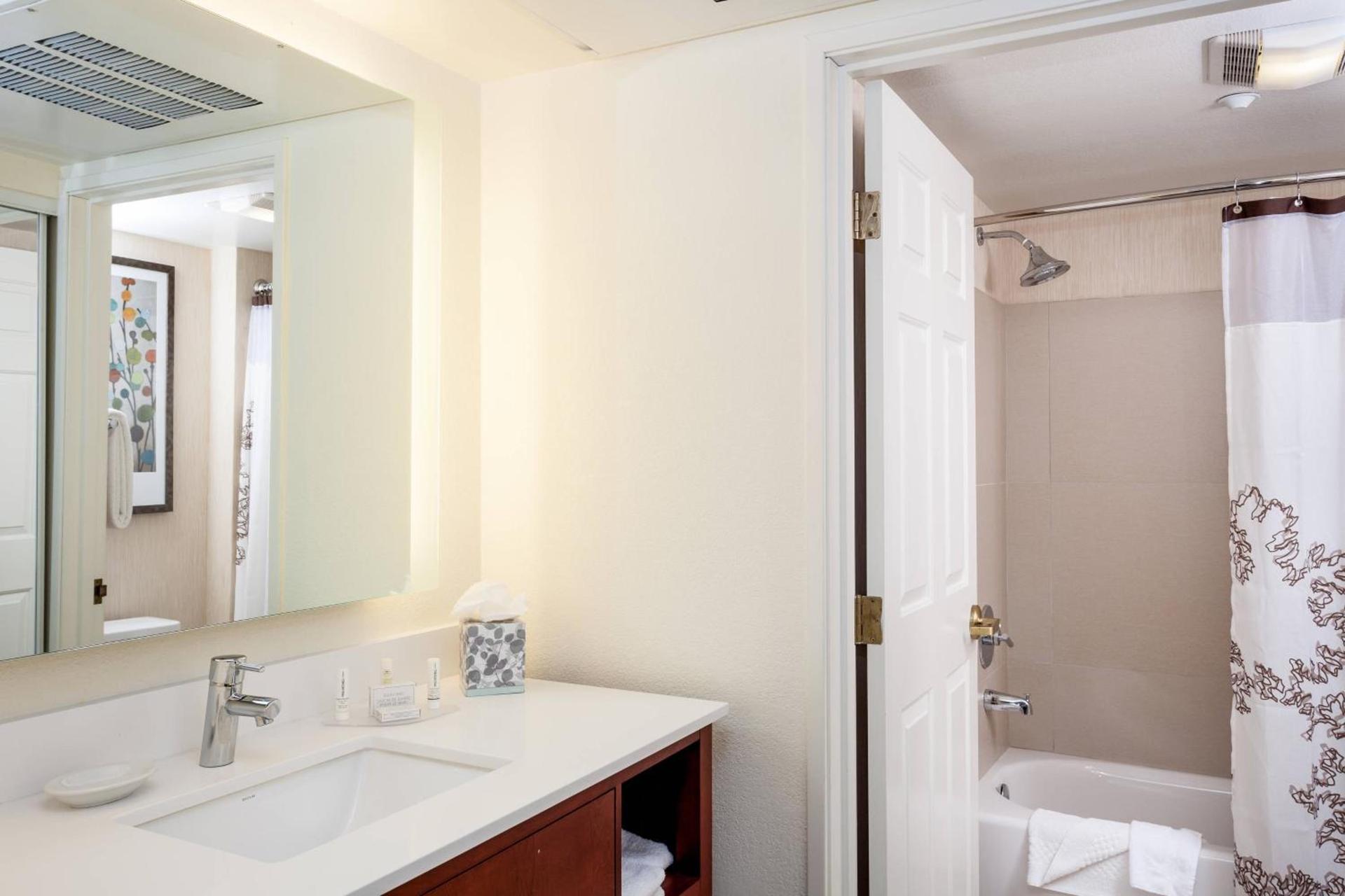 Residence Inn by Marriott Las Vegas Henderson/Green Valley photo 15