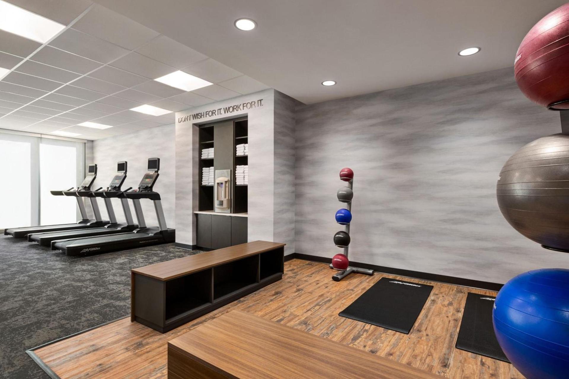Fairfield by Marriott Inn & Suites Bonita Springs photo 34
