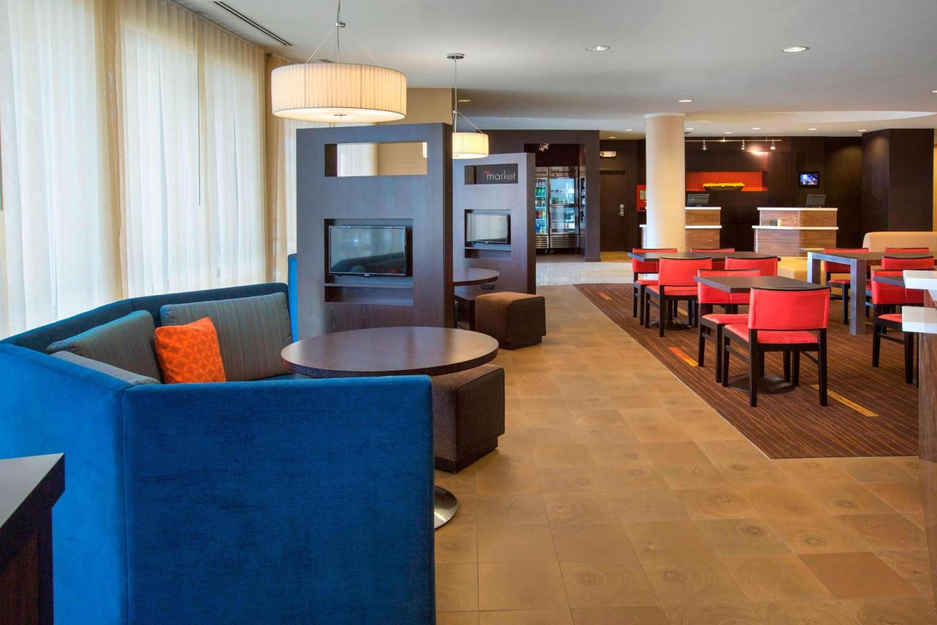 Courtyard by Marriott Paramus photo 15