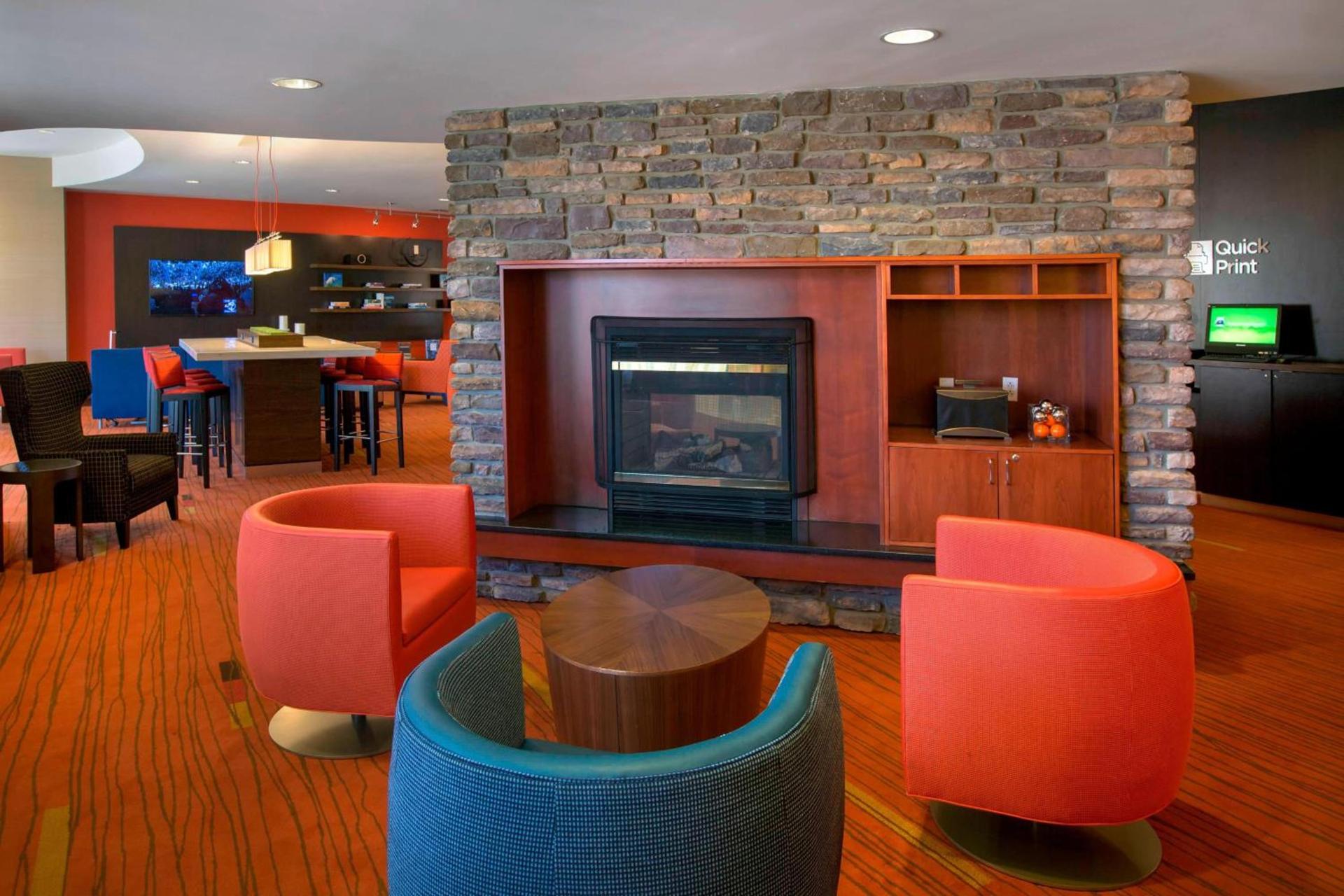 Courtyard by Marriott Paramus photo 4