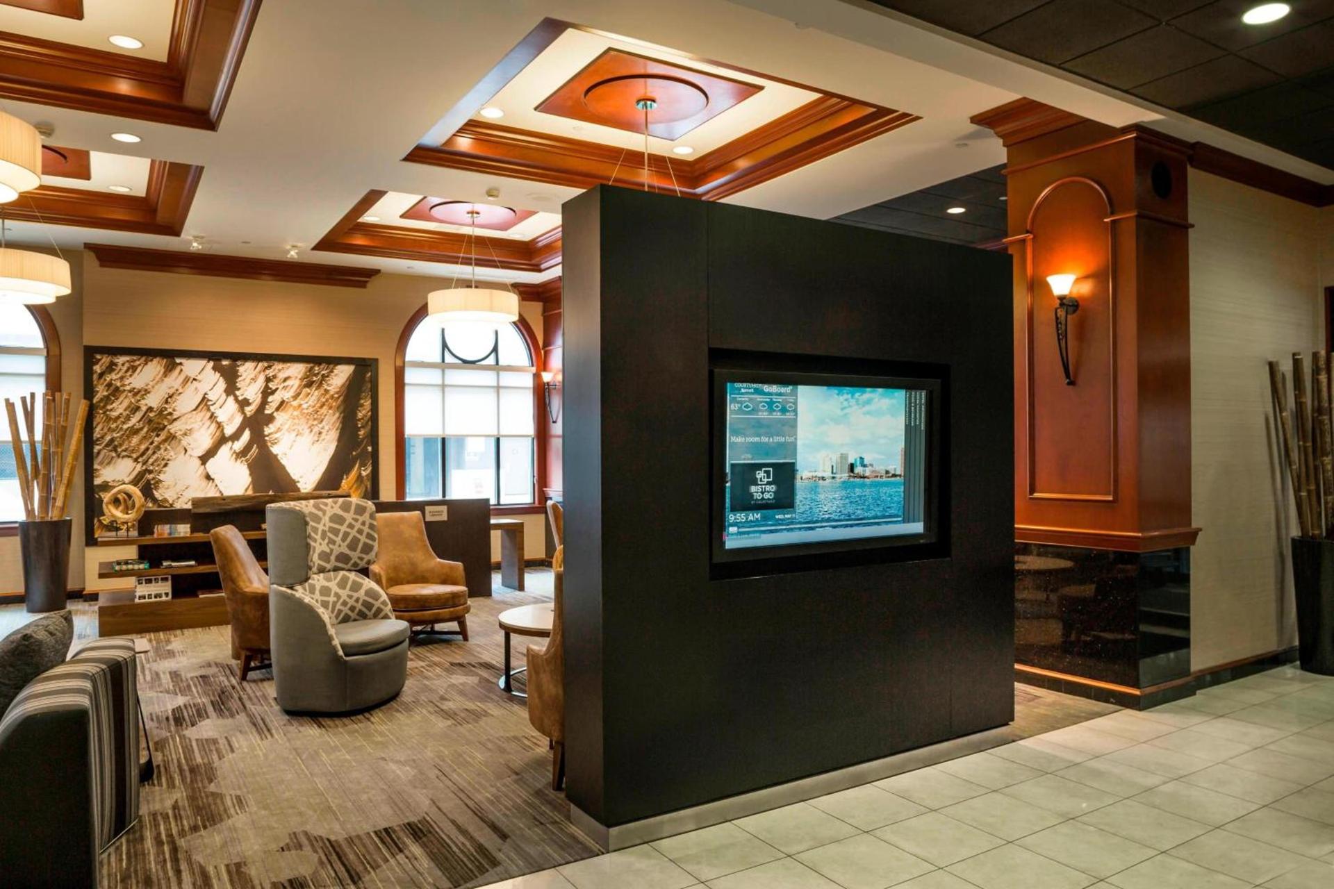 Courtyard by Marriott Norfolk Downtown photo 11