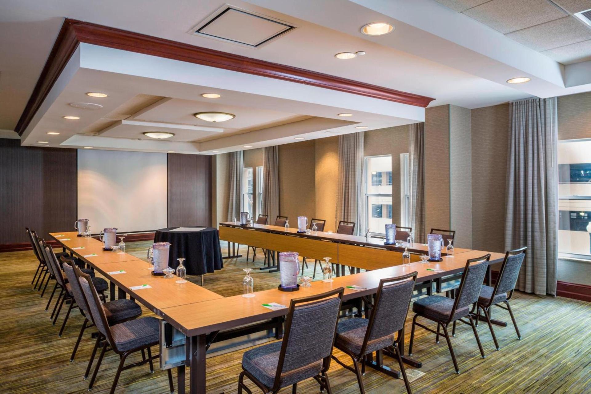 Courtyard by Marriott Norfolk Downtown photo 25