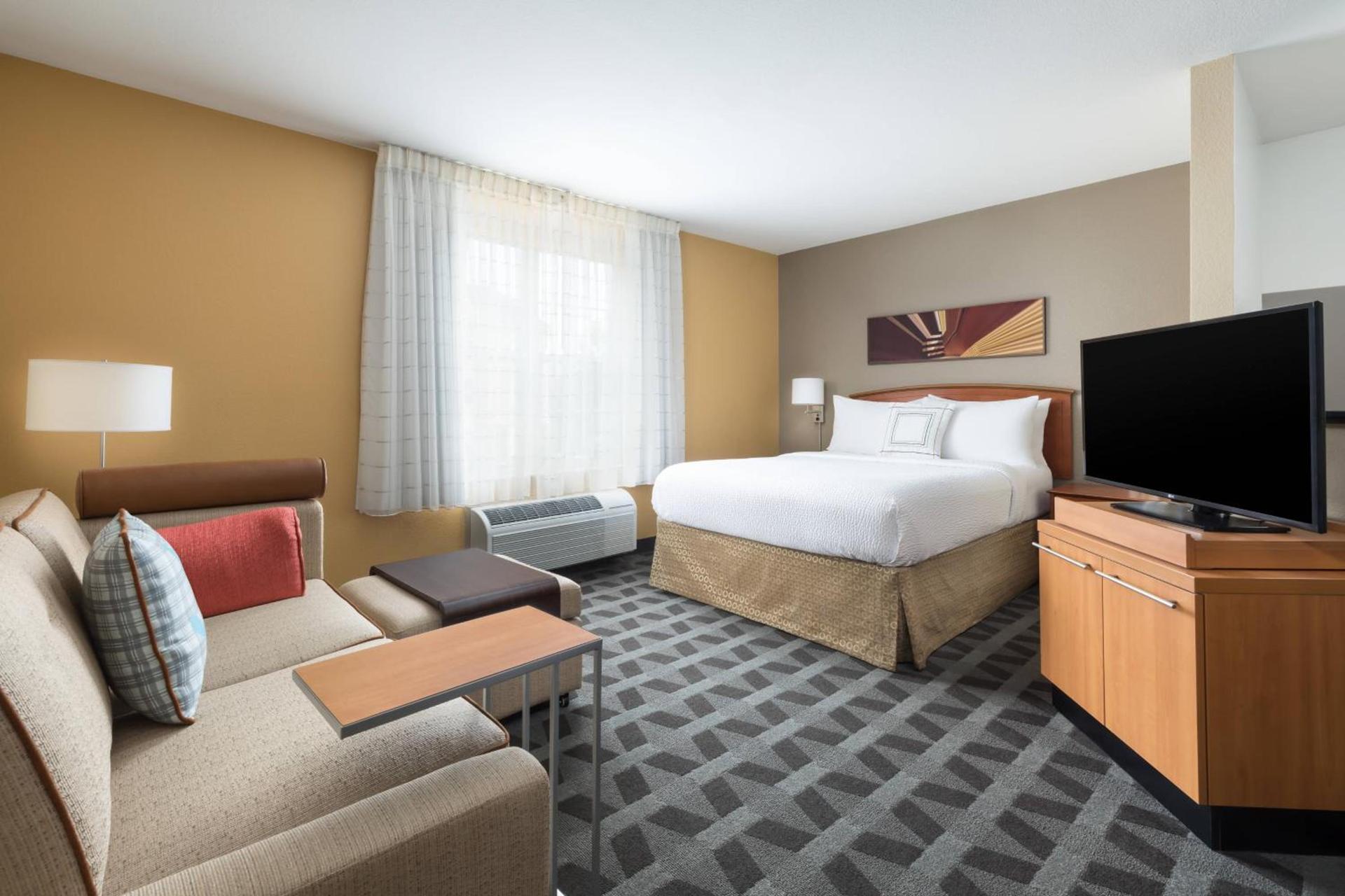 MainStay Suites Mt Laurel - Philadelphia photo 36