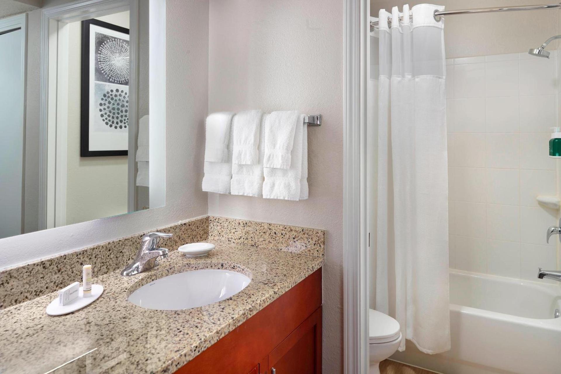 Residence Inn by Marriott Atlanta Buckhead photo 8