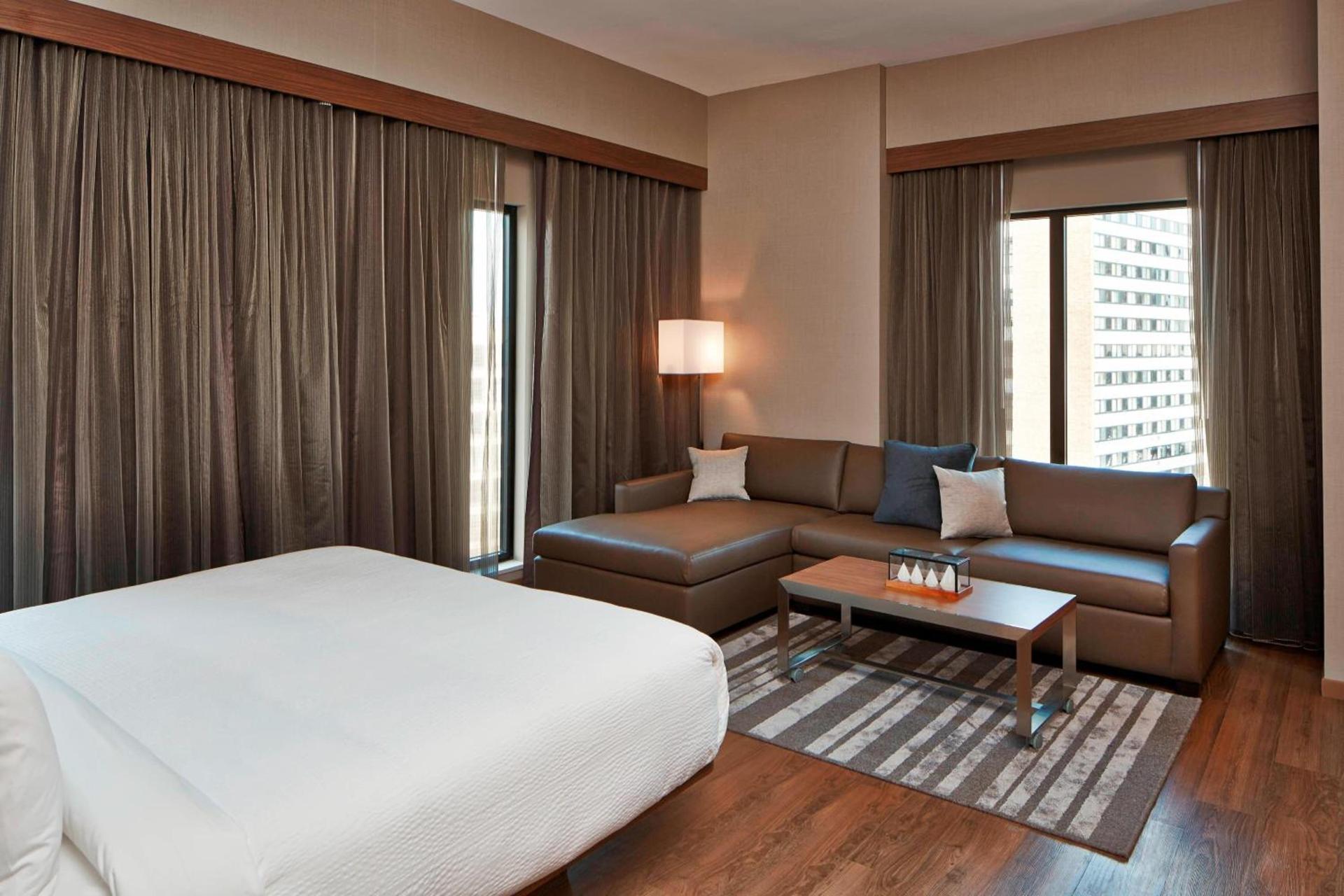 AC Hotel by Marriott Minneapolis Downtown photo 7