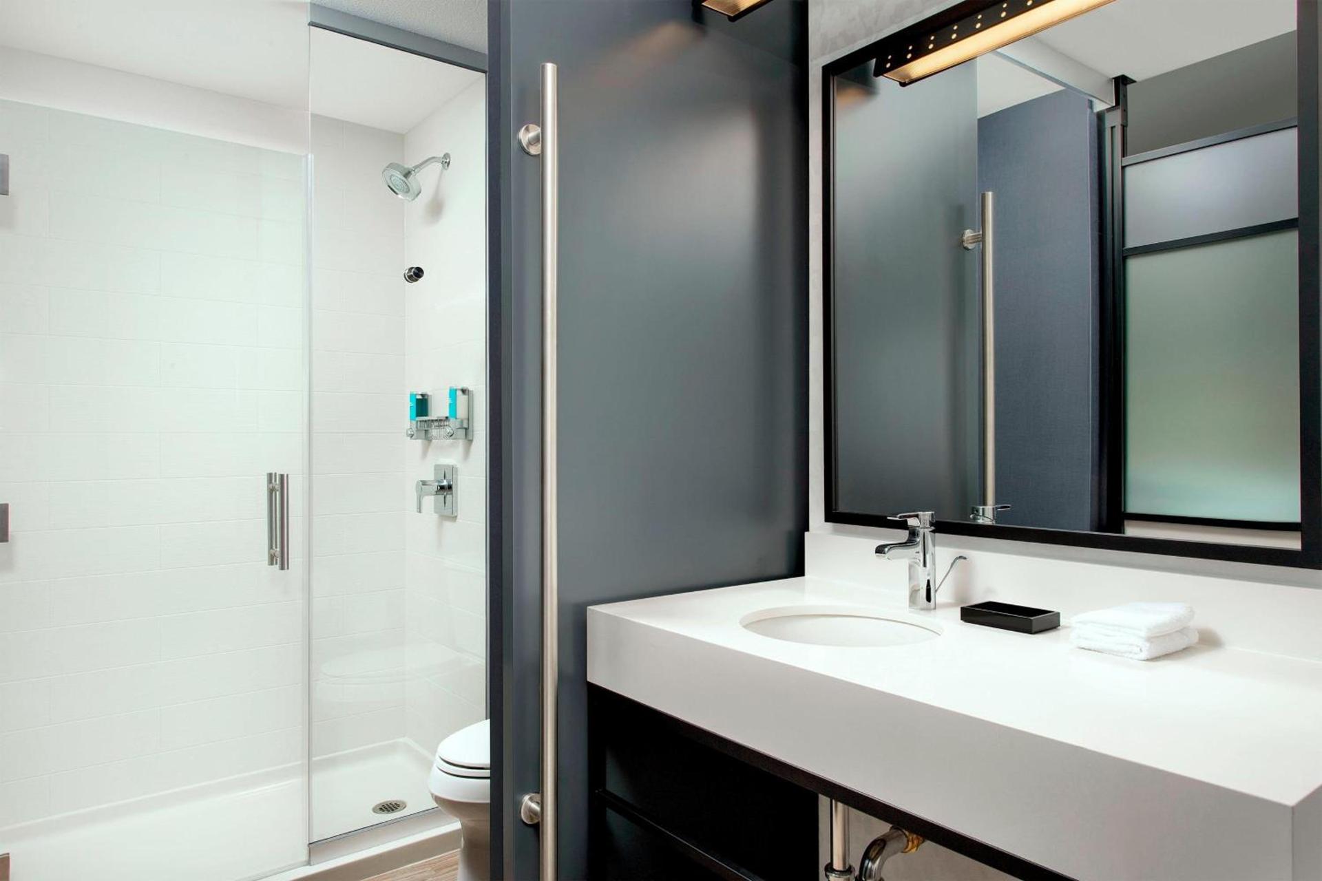 Aloft by Marriott Dublin-Pleasanton photo 8