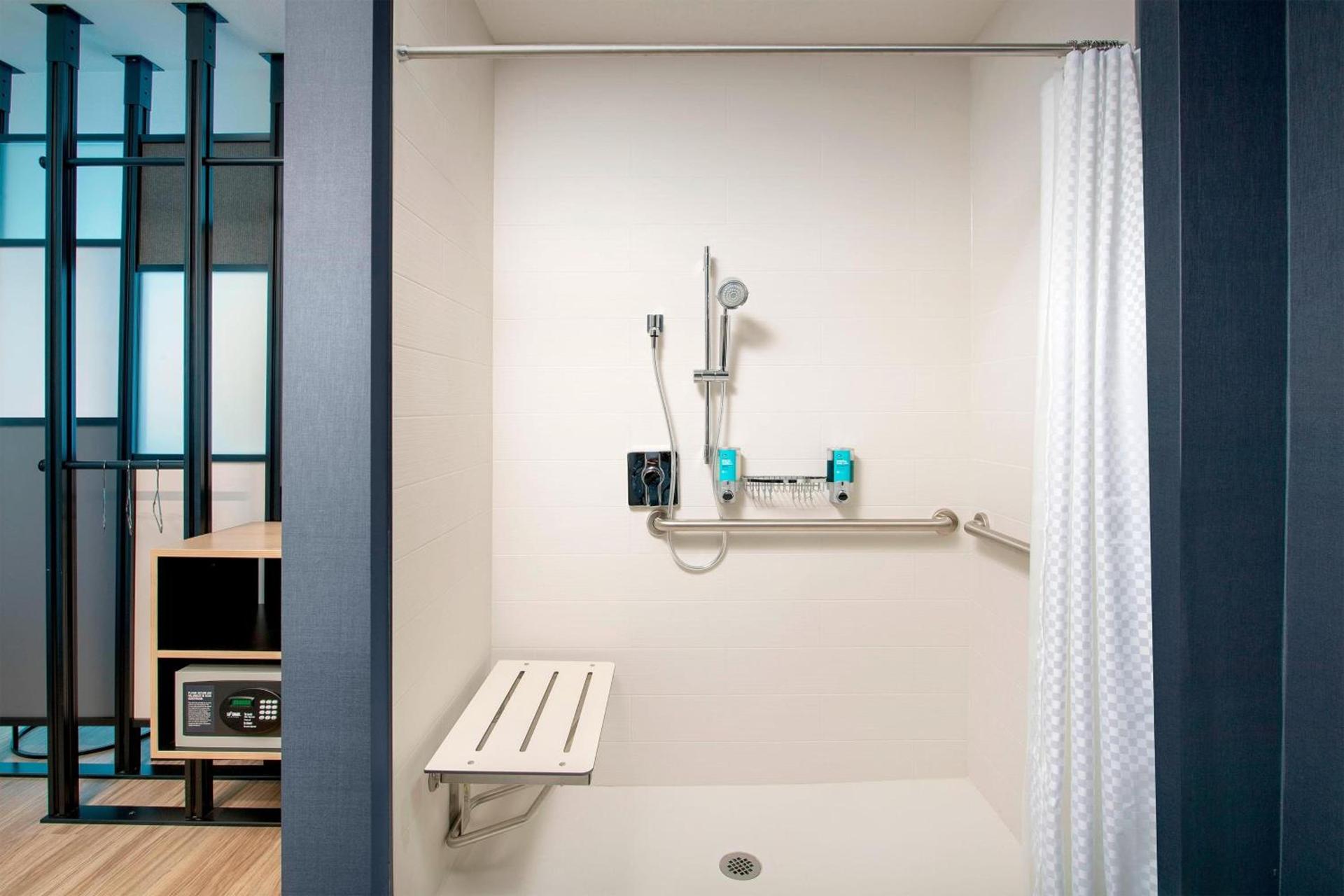 Aloft by Marriott Dublin-Pleasanton photo 9