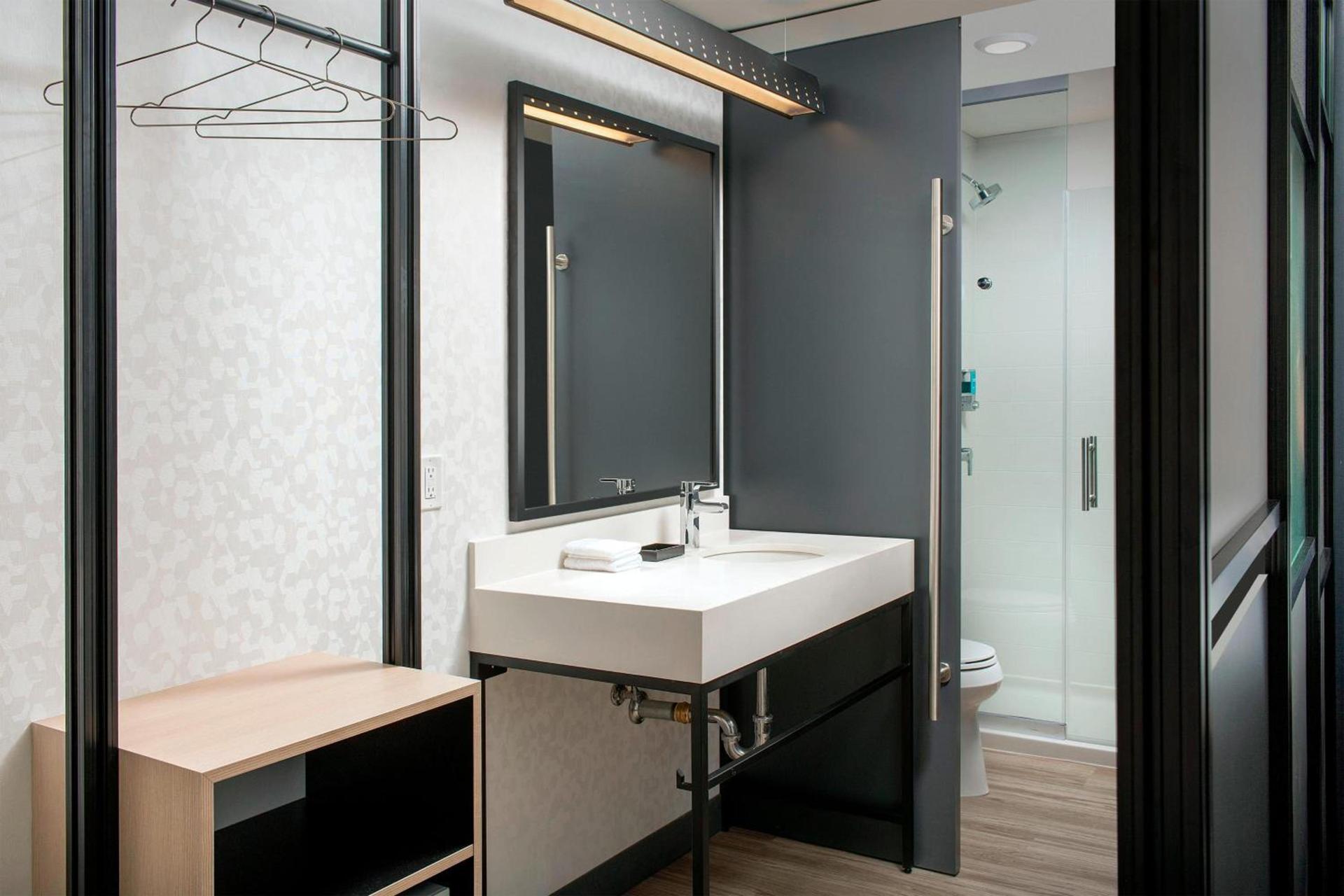 Aloft by Marriott Dublin-Pleasanton photo 14