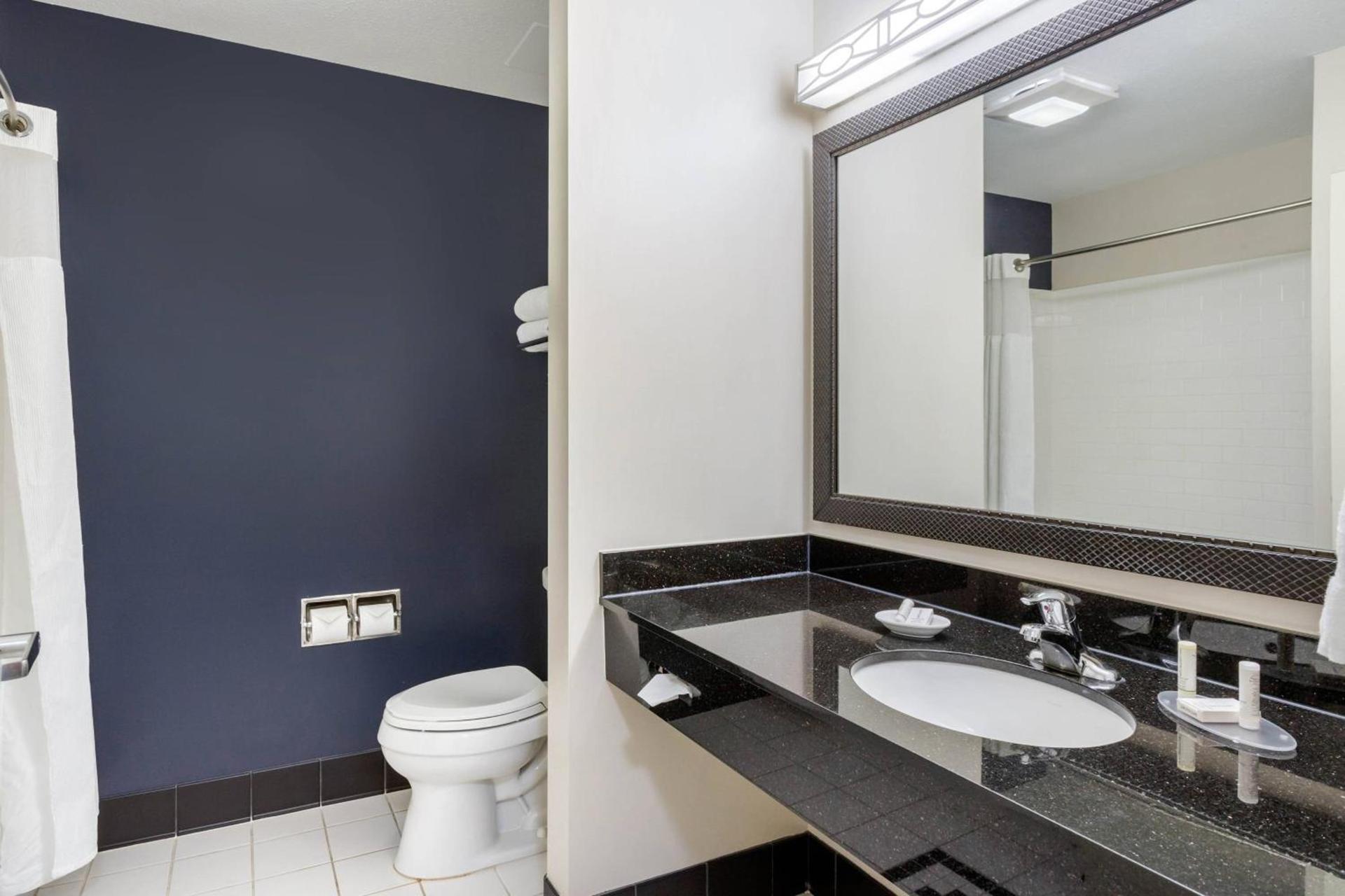 Fairfield Inn & Suites by Marriott Houston Conroe photo 17