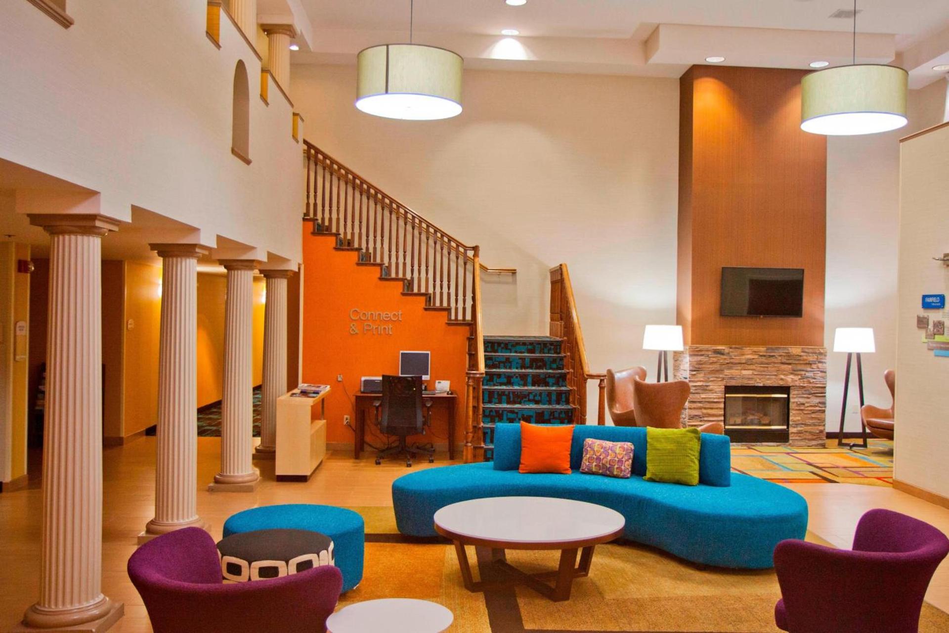 Country Inn & Suites by Radisson, Modesto-Salida photo 2