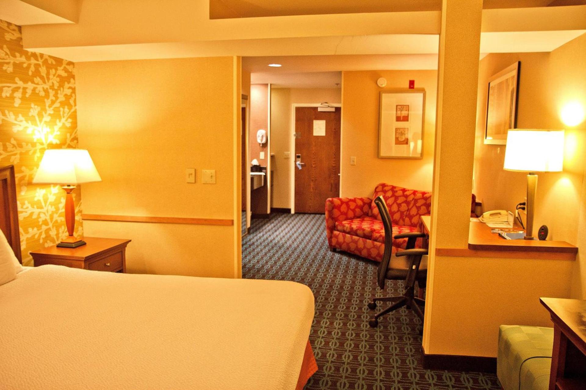 Country Inn & Suites by Radisson, Modesto-Salida photo 8