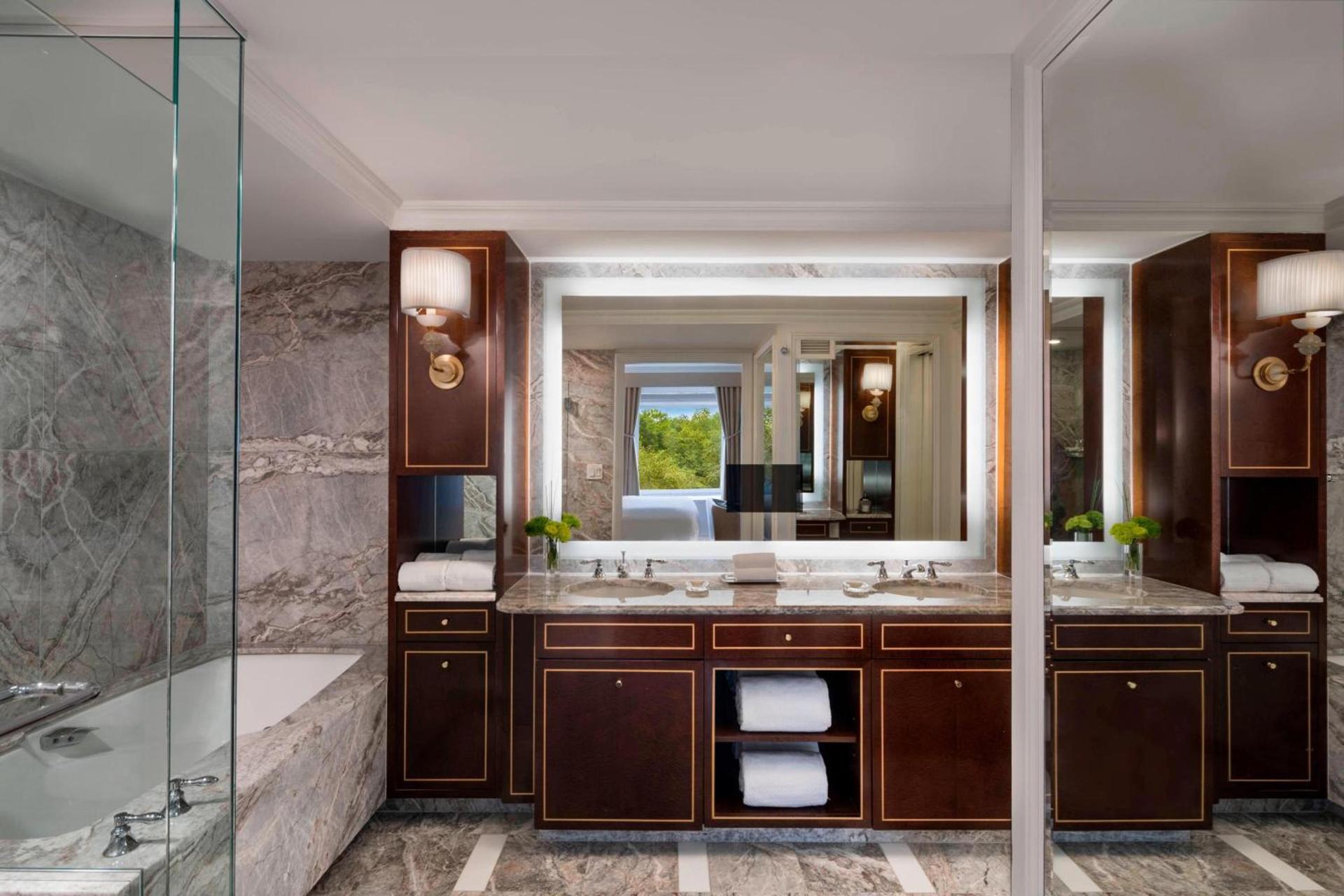 The Ritz-Carlton New York, Central Park photo 98