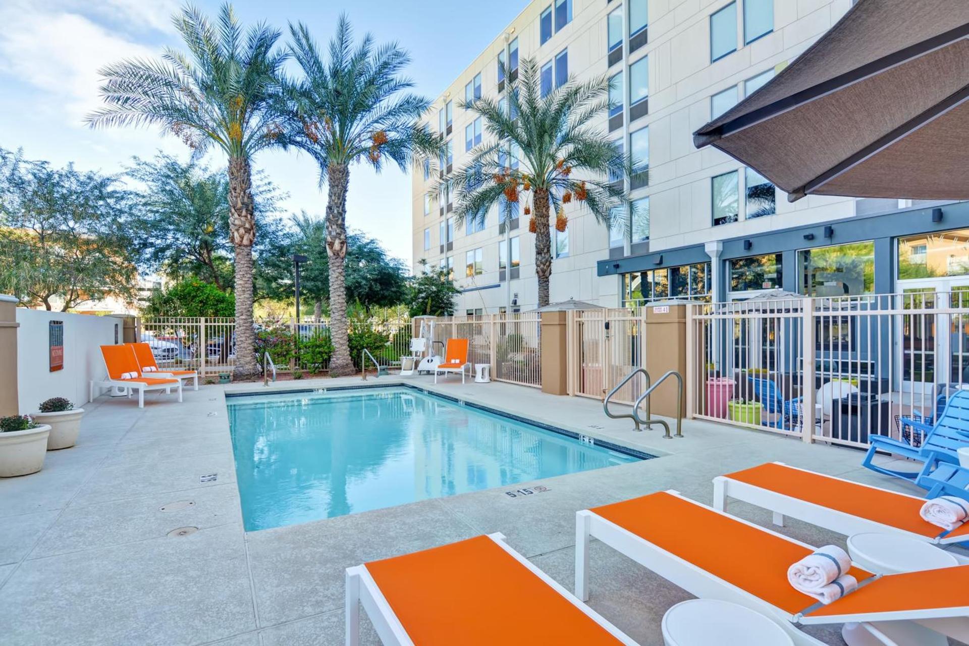 Aloft by Marriott Phoenix-Airport photo 24