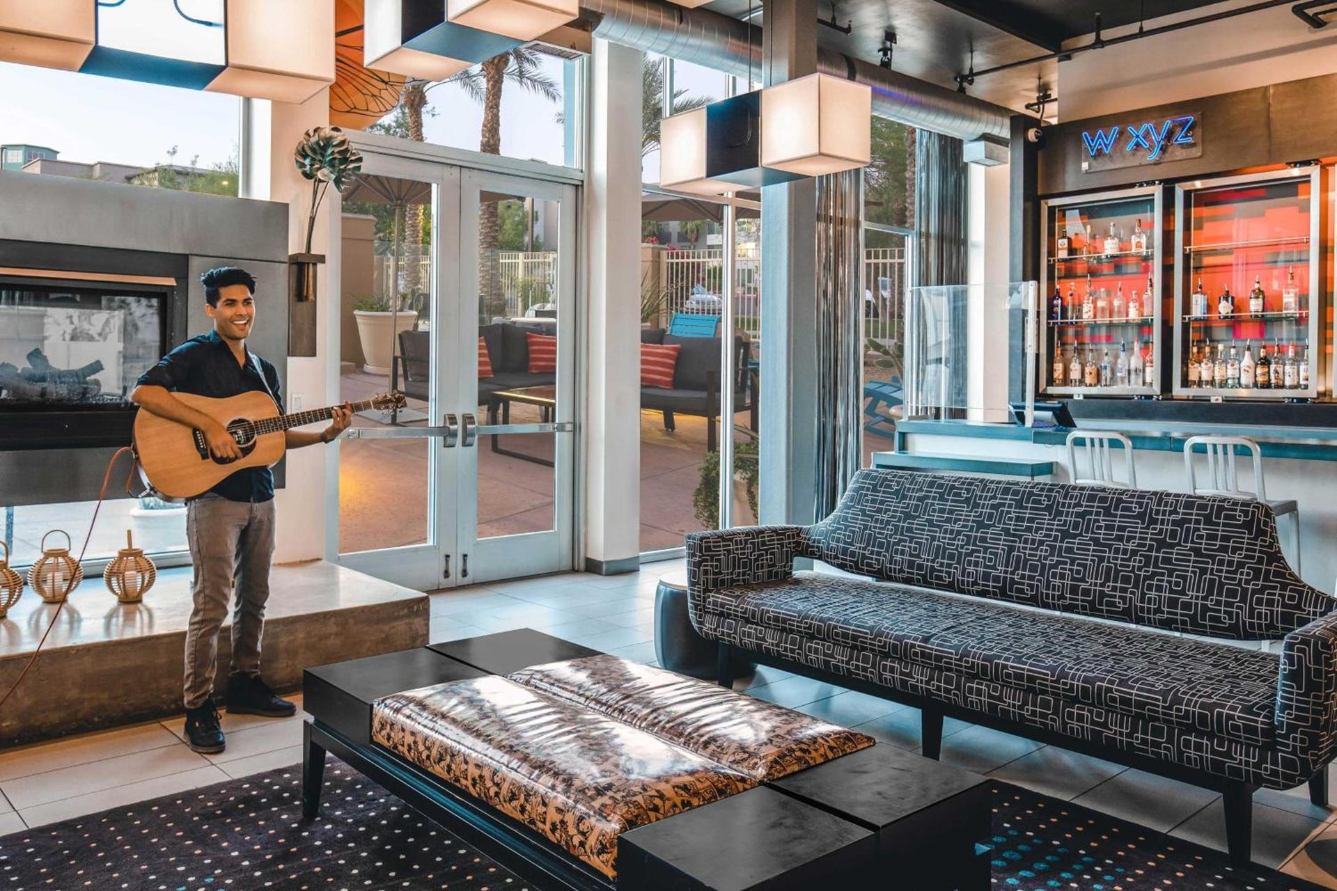 Aloft by Marriott Phoenix-Airport photo 27