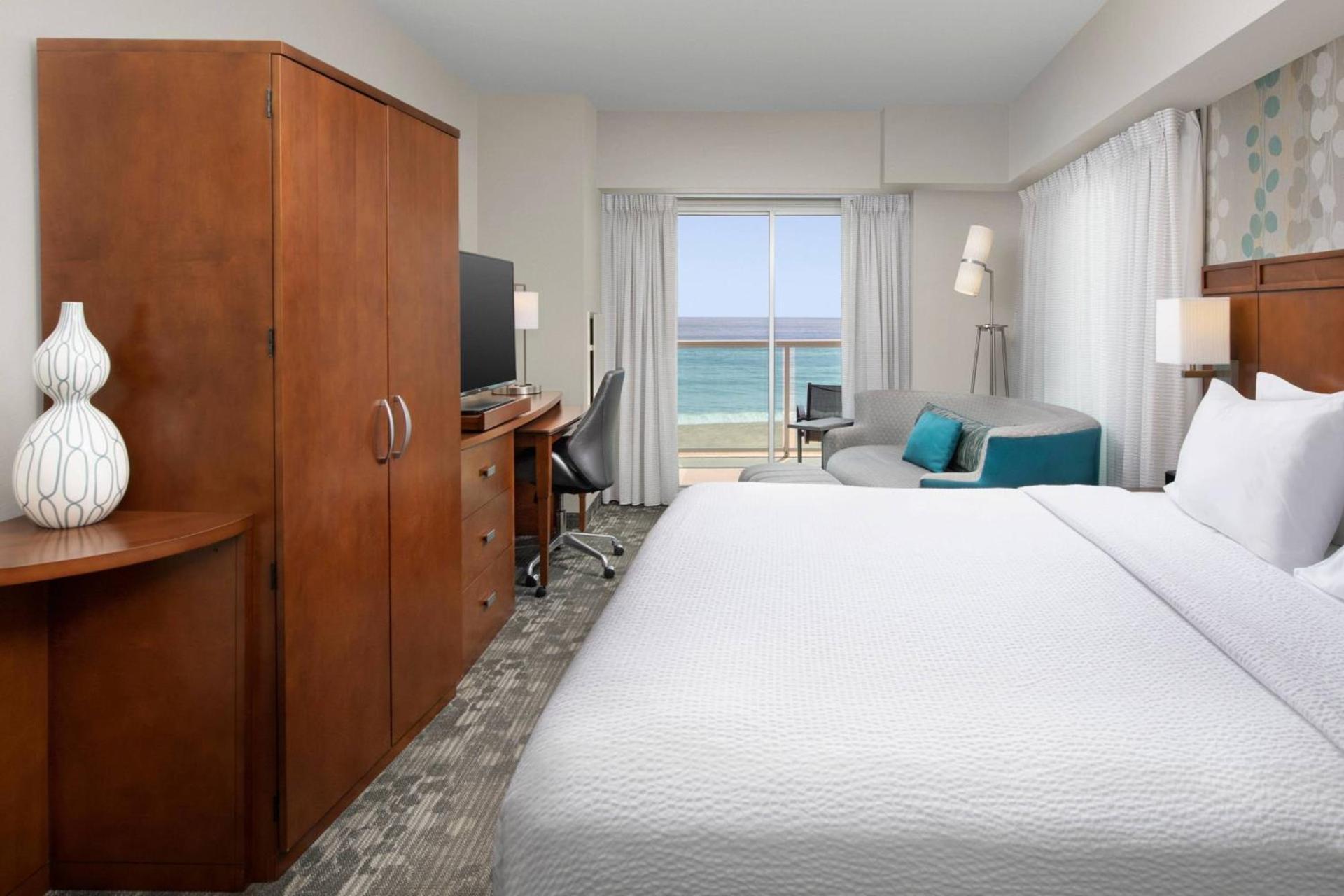 Courtyard by Marriott Ocean City Oceanfront photo 12