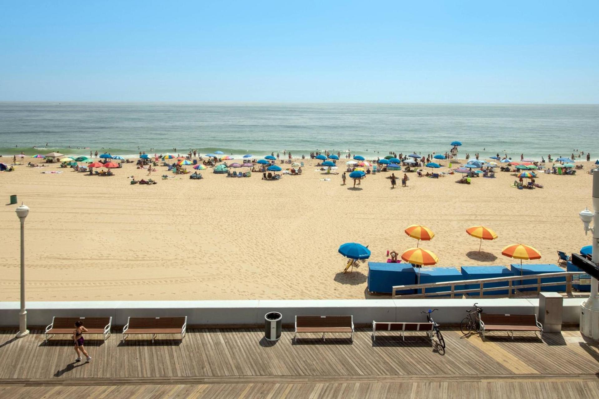 Courtyard by Marriott Ocean City Oceanfront photo 14