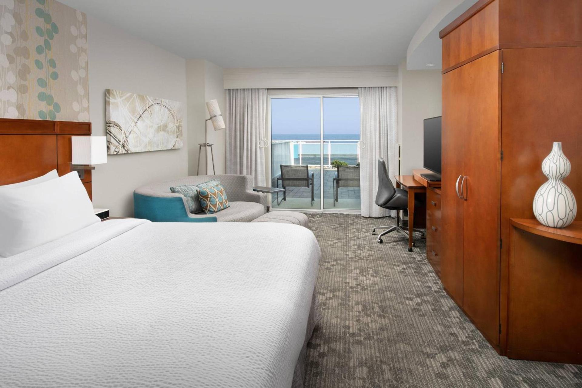 Courtyard by Marriott Ocean City Oceanfront photo 11