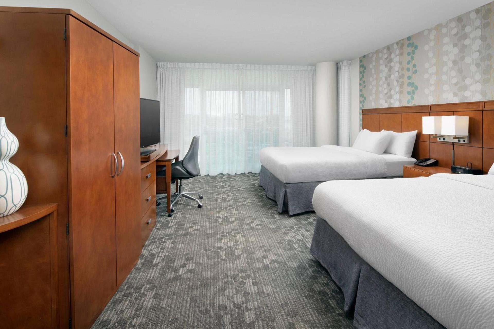 Courtyard by Marriott Ocean City Oceanfront photo 16