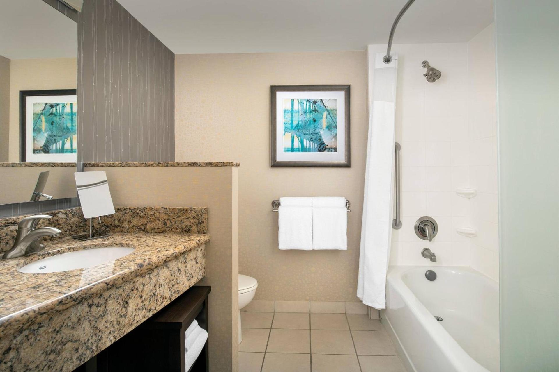Courtyard by Marriott Ocean City Oceanfront photo 18