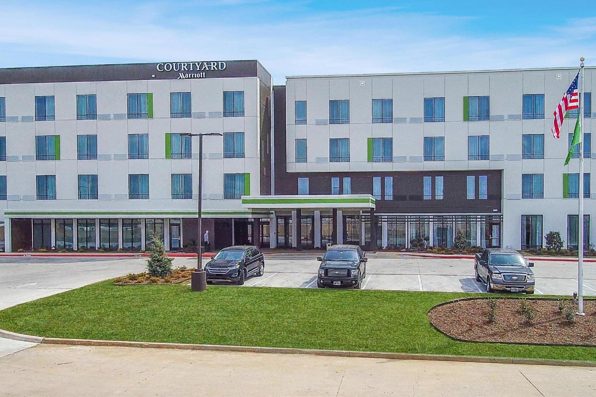 Courtyard by Marriott Longview North photo 3