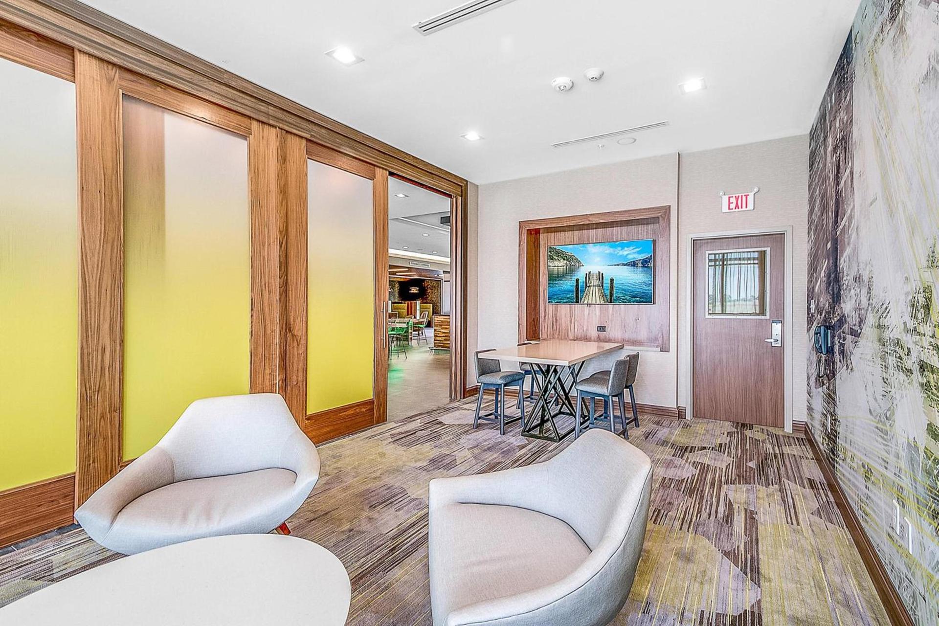 Courtyard by Marriott Longview North photo 14
