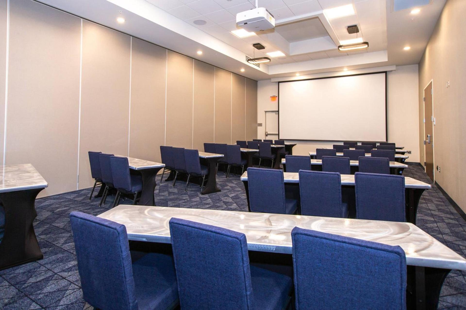 Courtyard by Marriott Rapid City photo 25