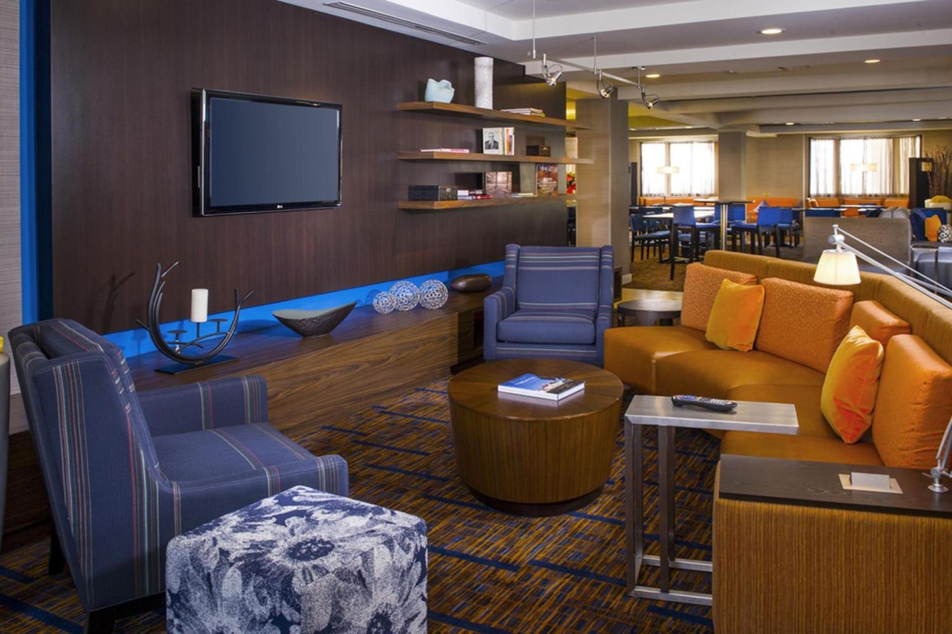 Courtyard by Marriott Richmond Northwest photo 3