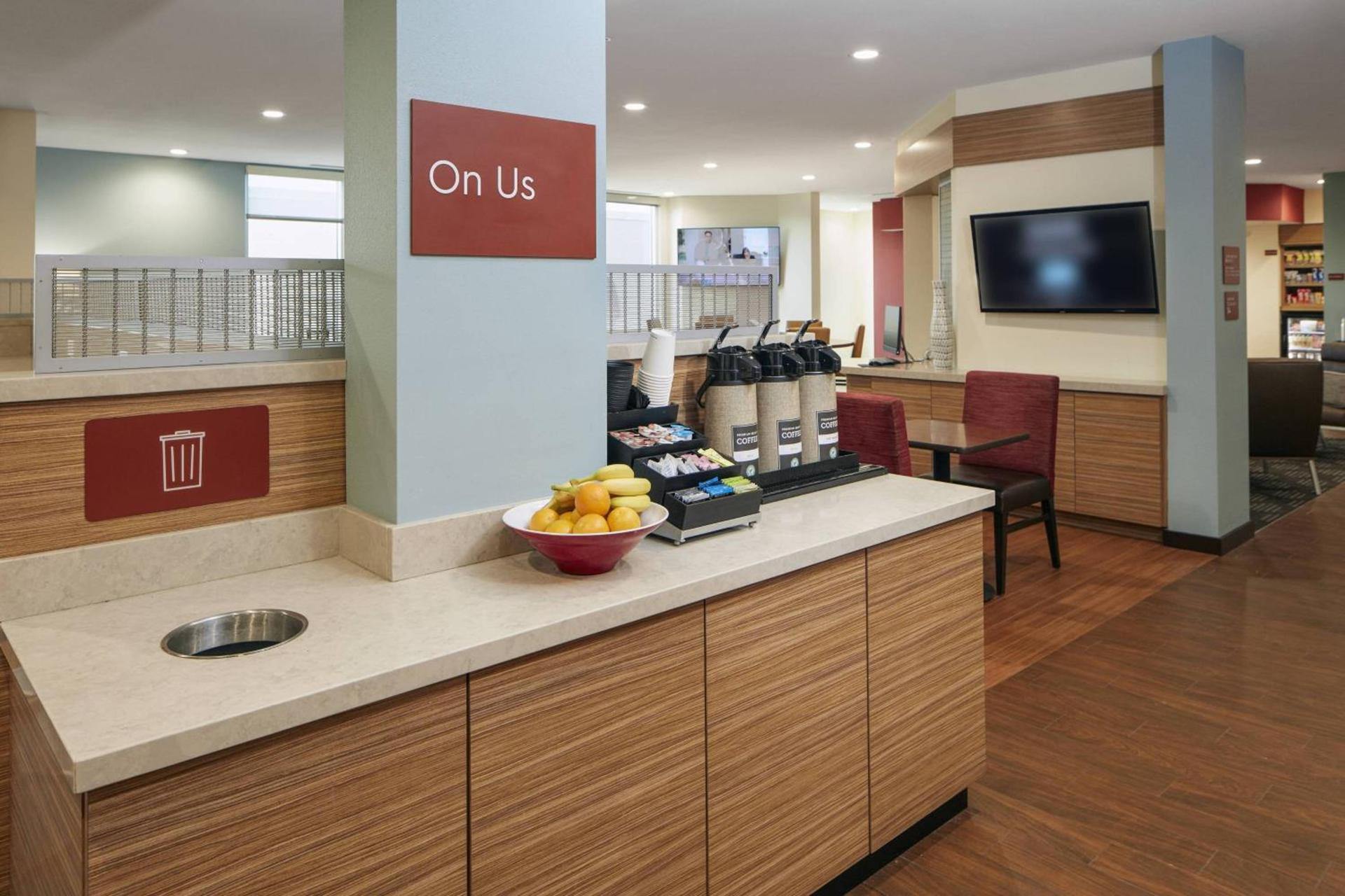 TownePlace Suites by Marriott Tampa South photo 22