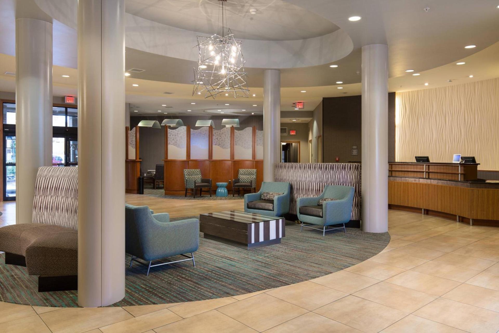 Residence Inn by Marriott Springfield Old Keene Mill photo 9