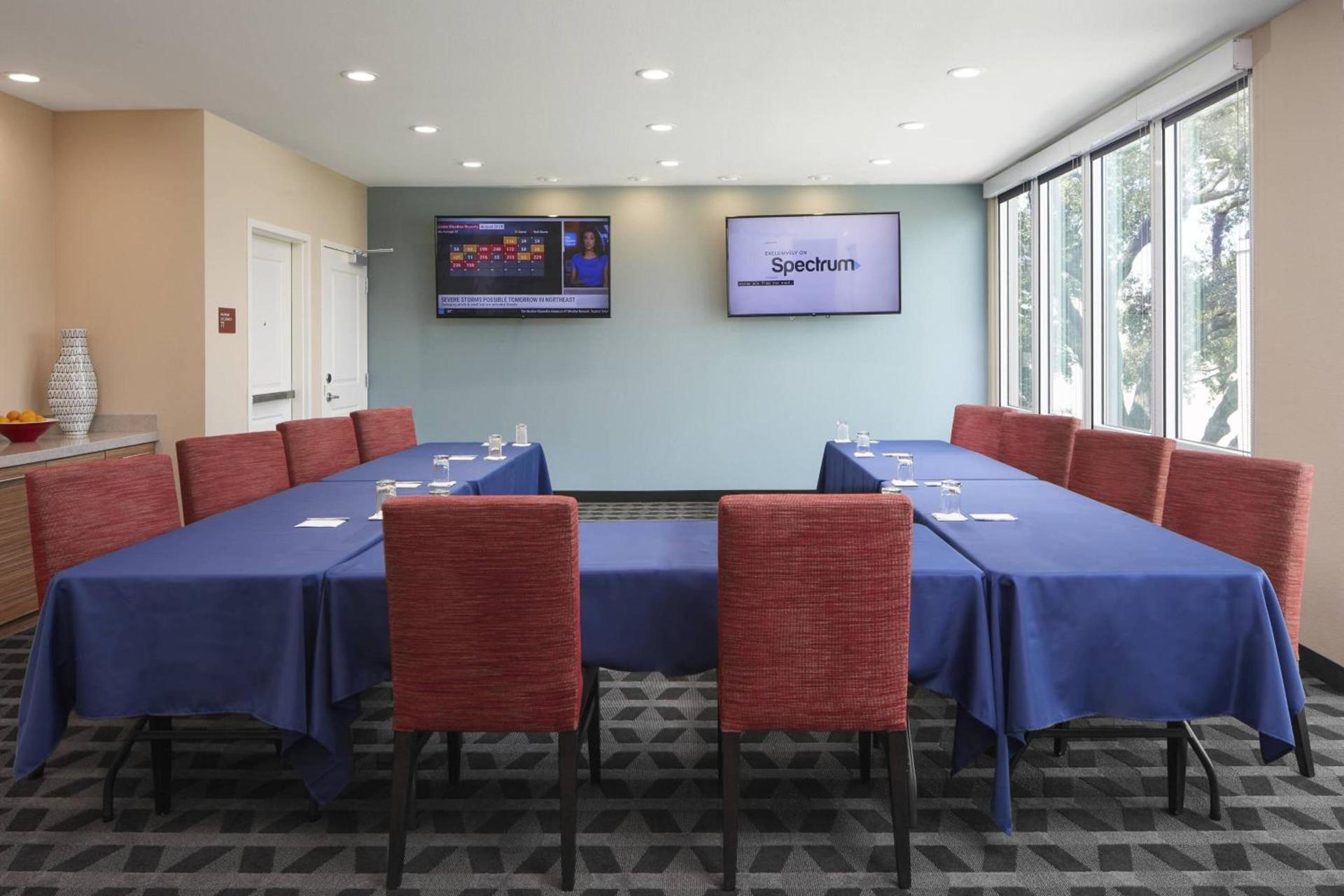 TownePlace Suites by Marriott Tampa South photo 29