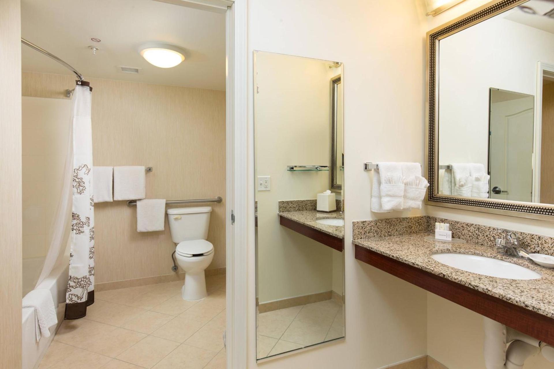 Residence Inn by Marriott Springfield Old Keene Mill photo 23