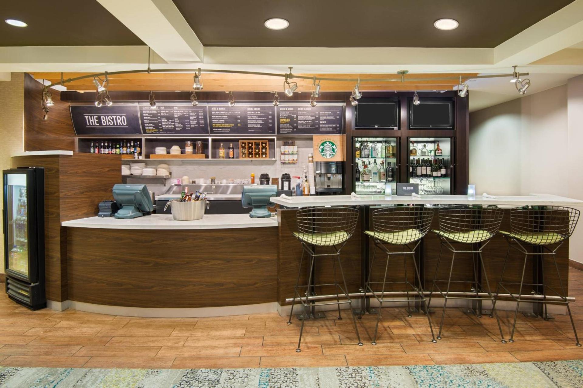 Courtyard by Marriott Springfield Airport photo 19