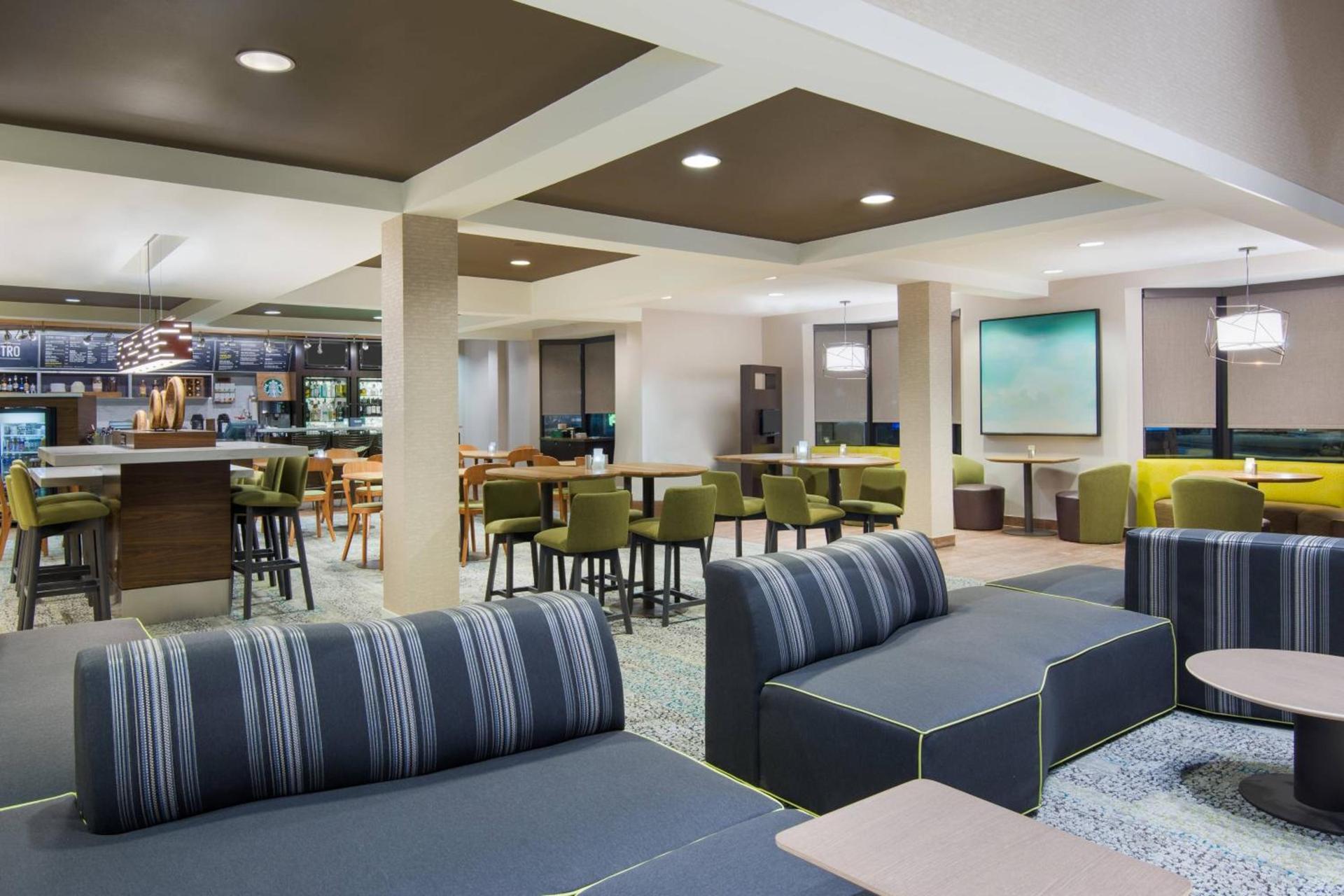 Courtyard by Marriott Springfield Airport photo 20