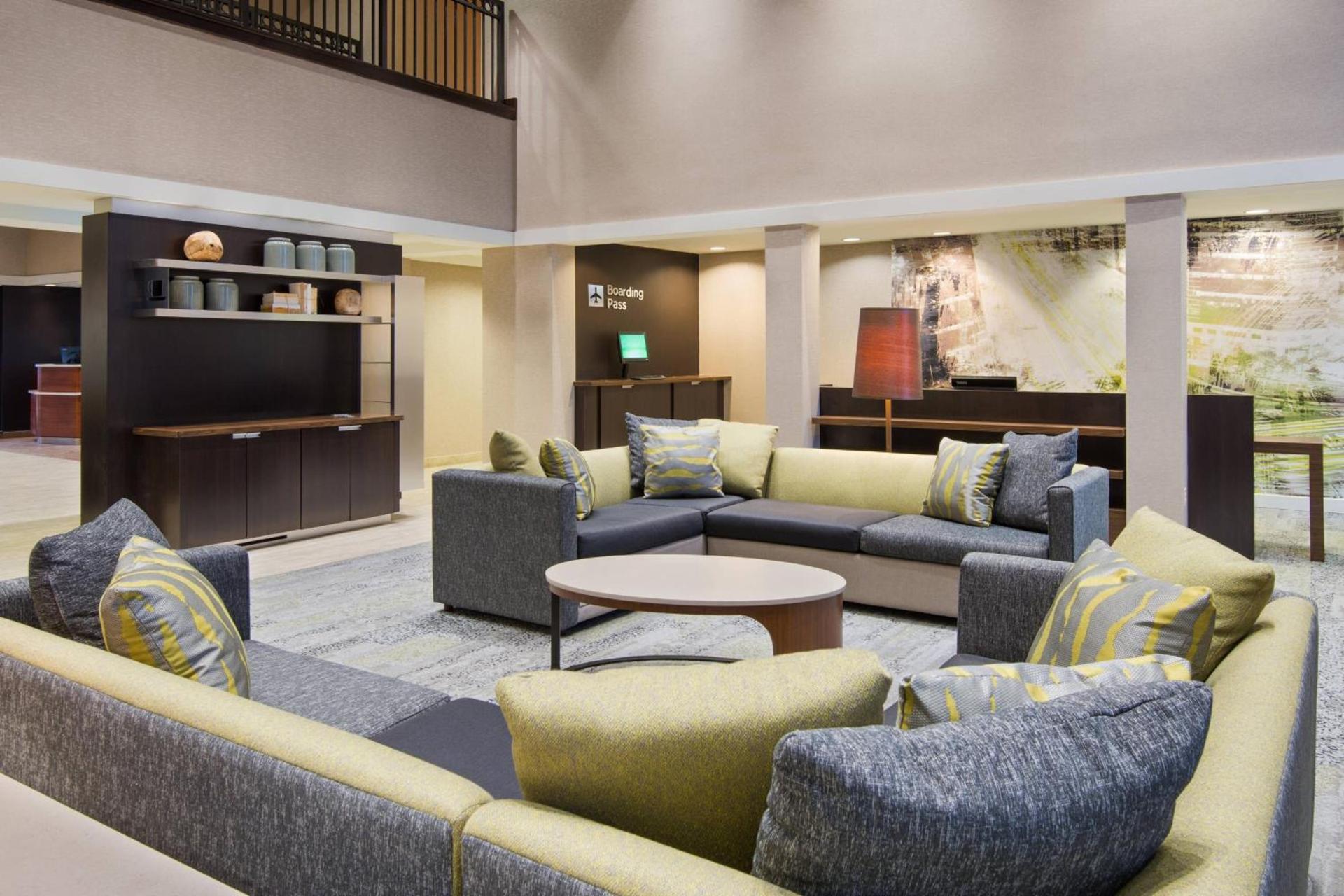 Courtyard by Marriott Springfield Airport photo 31