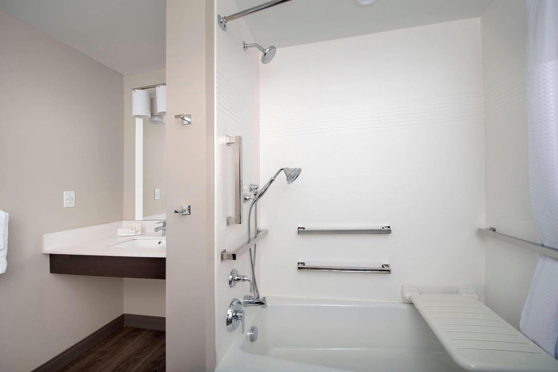 TownePlace Suites by Marriott College Park photo 23