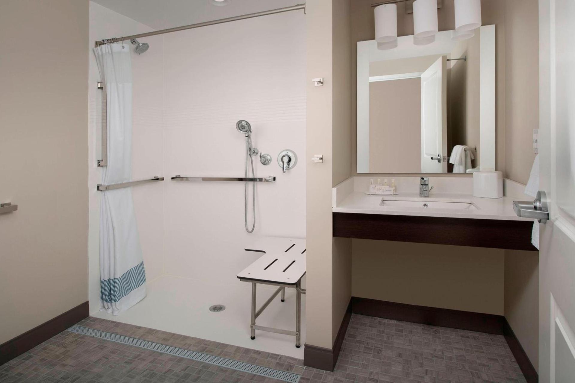 TownePlace Suites by Marriott College Park photo 24