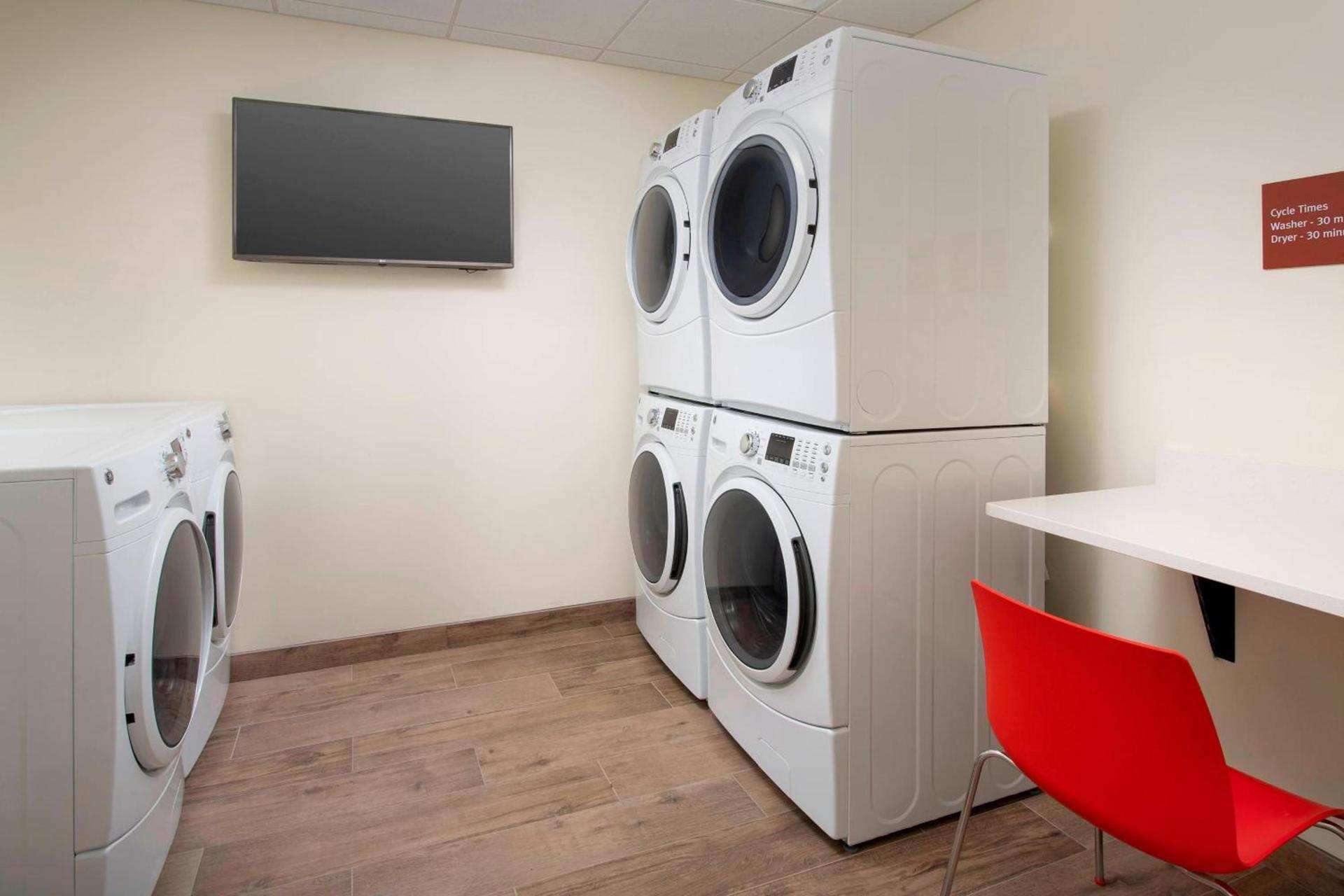 TownePlace Suites by Marriott College Park photo 31