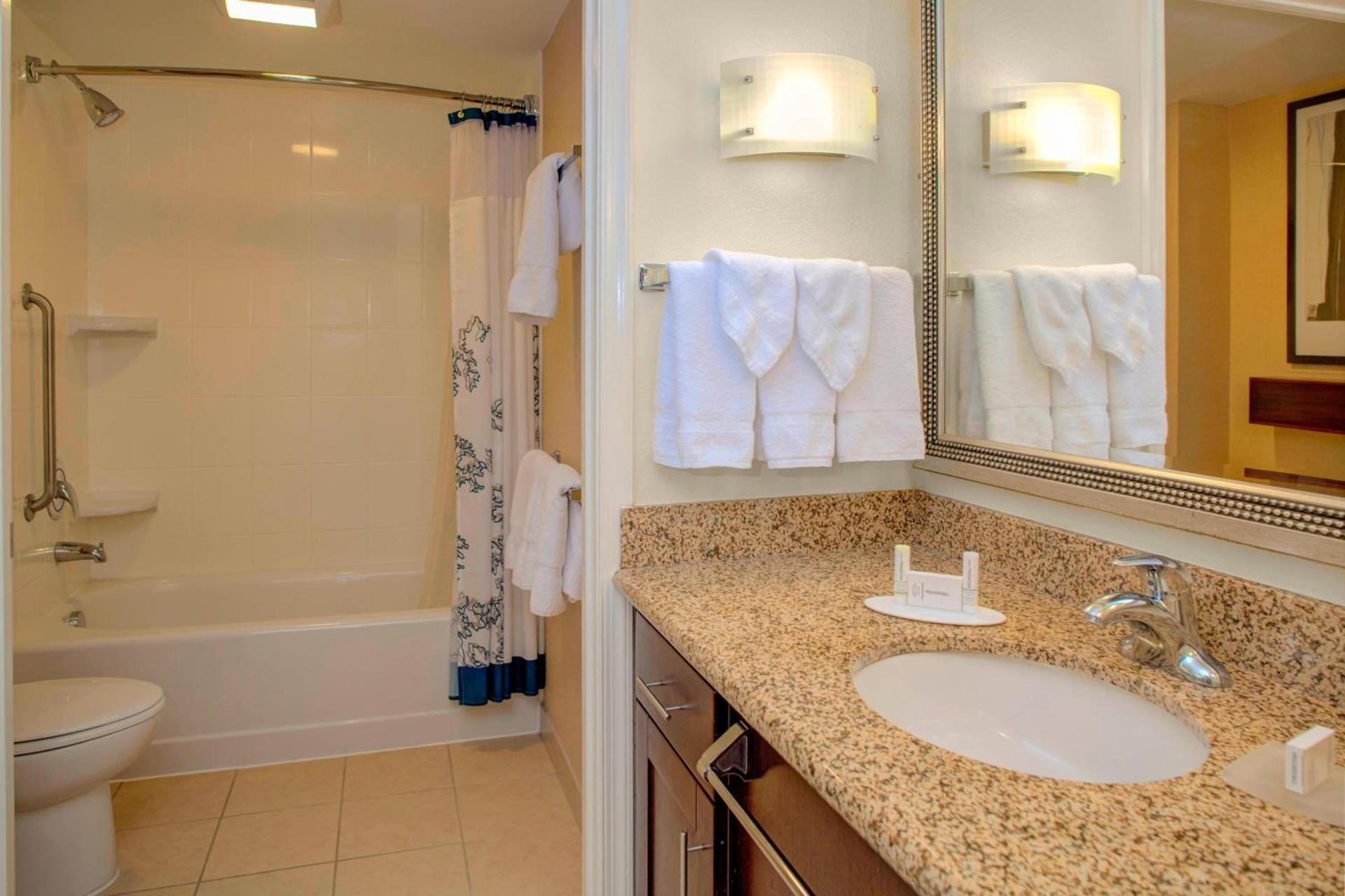 Residence Inn by Marriott Richmond Chester photo 9