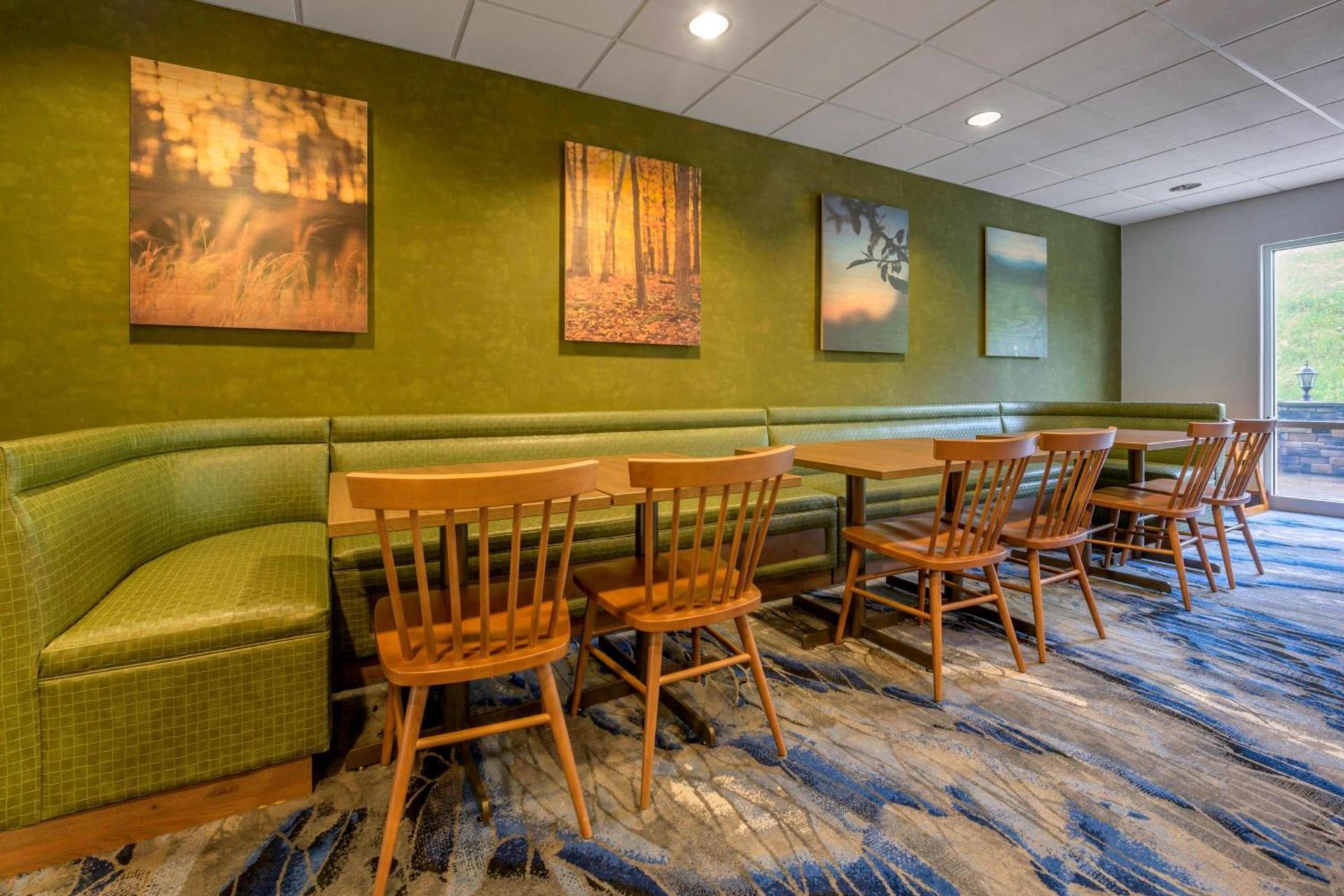 Fairfield Inn & Suites by Marriott Slippery Rock photo 21