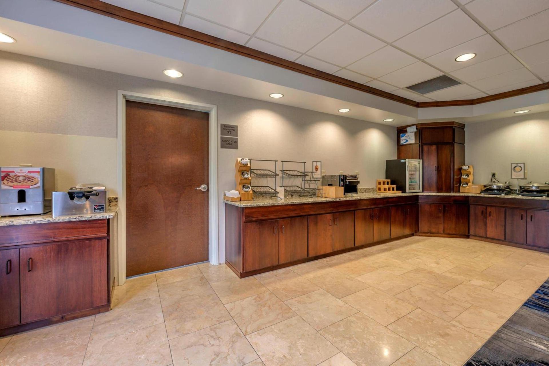 Fairfield Inn & Suites by Marriott Slippery Rock photo 23