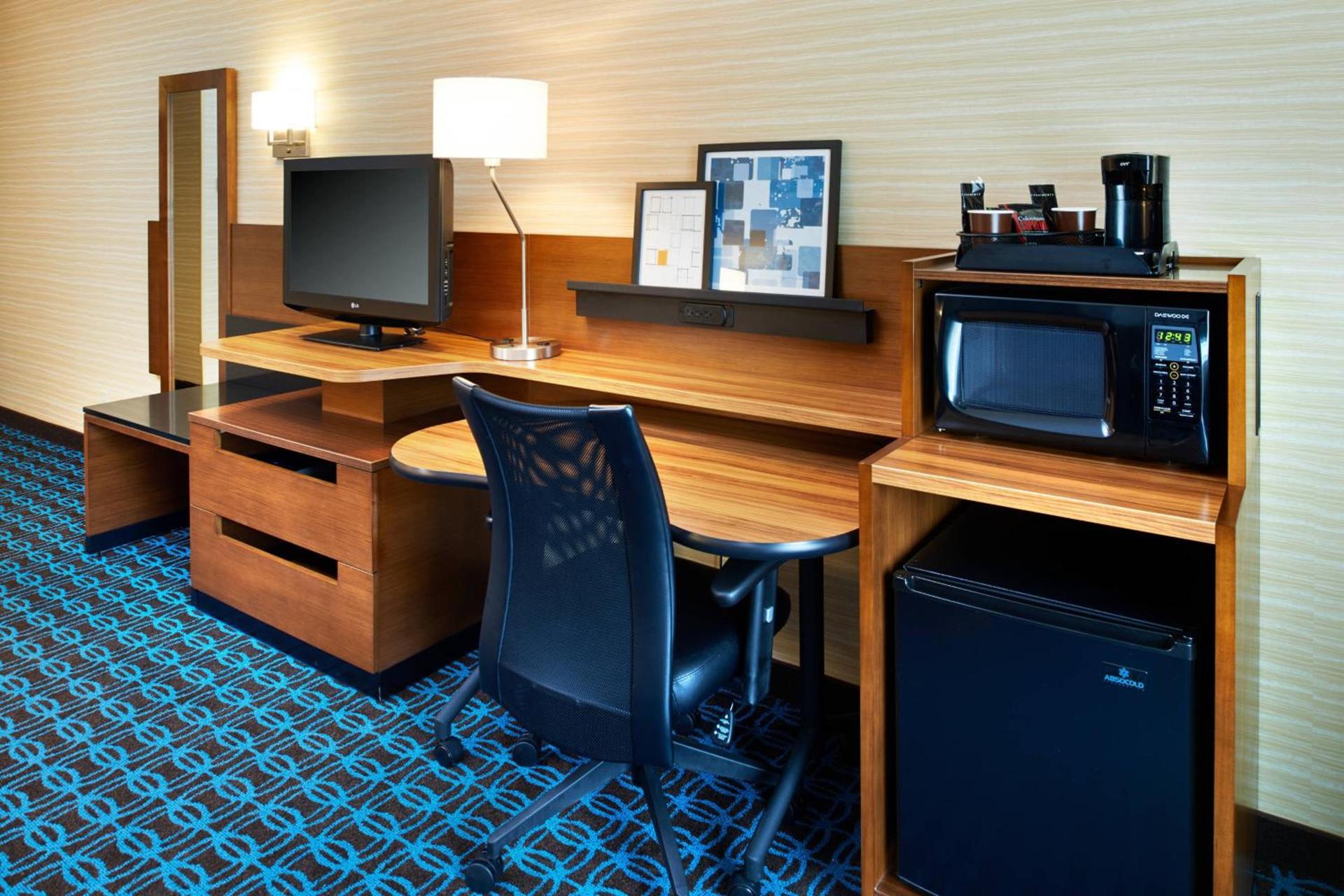 Fairfield Inn by Marriott Port Huron photo 9