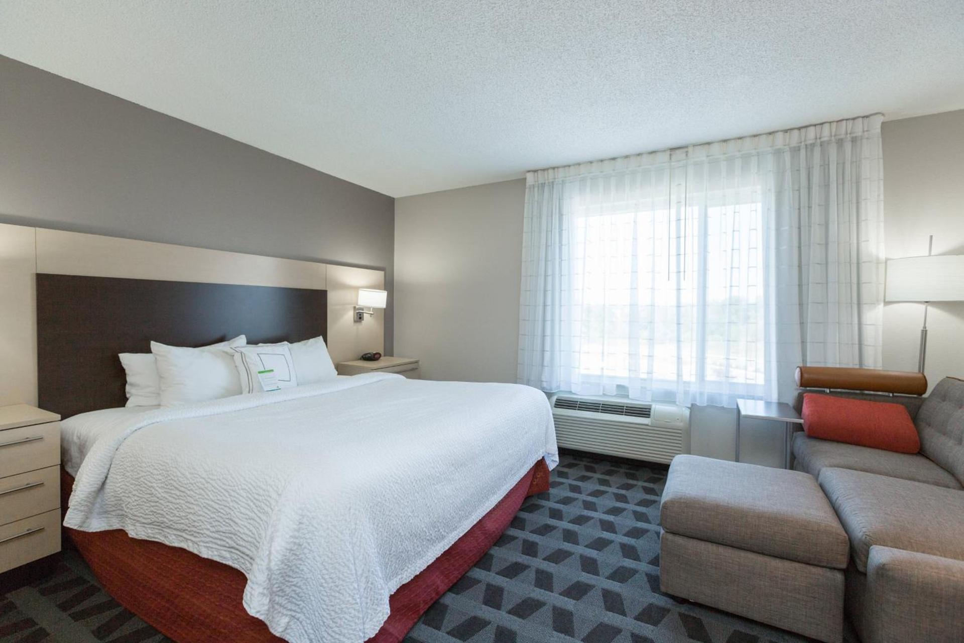 TownePlace Suites Winchester photo 6