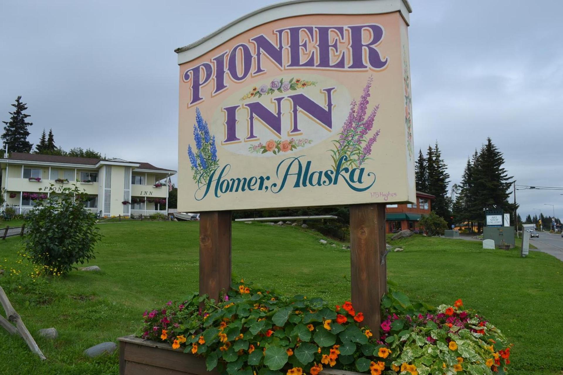 Pioneer Inn Downtown photo 44