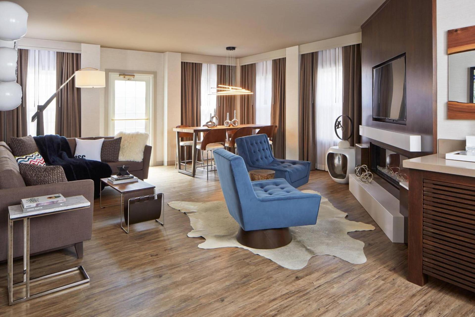 The Del Monte Lodge Renaissance Rochester Hotel & Spa photo 42