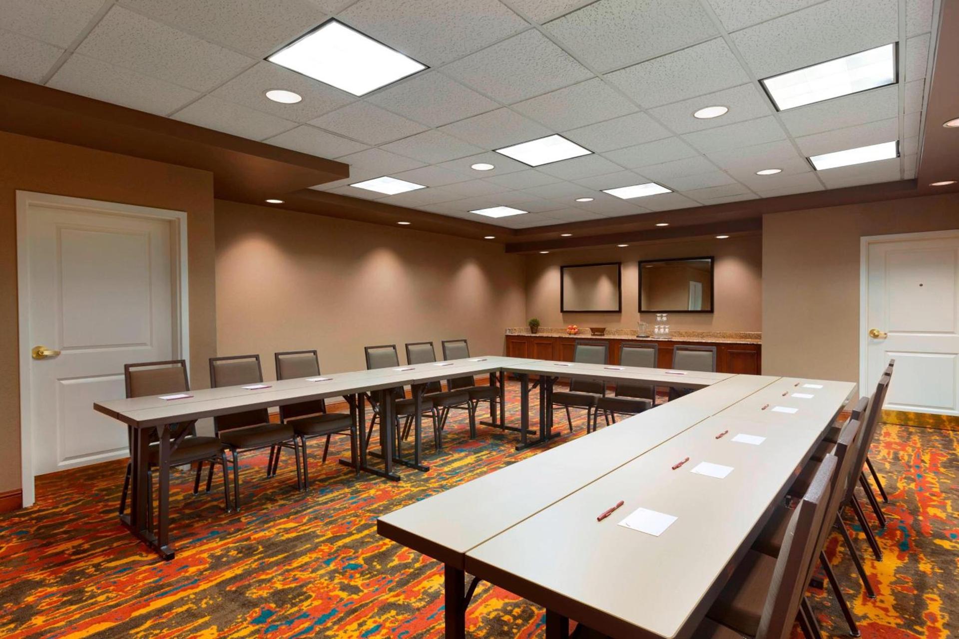 Residence Inn Joplin photo 17